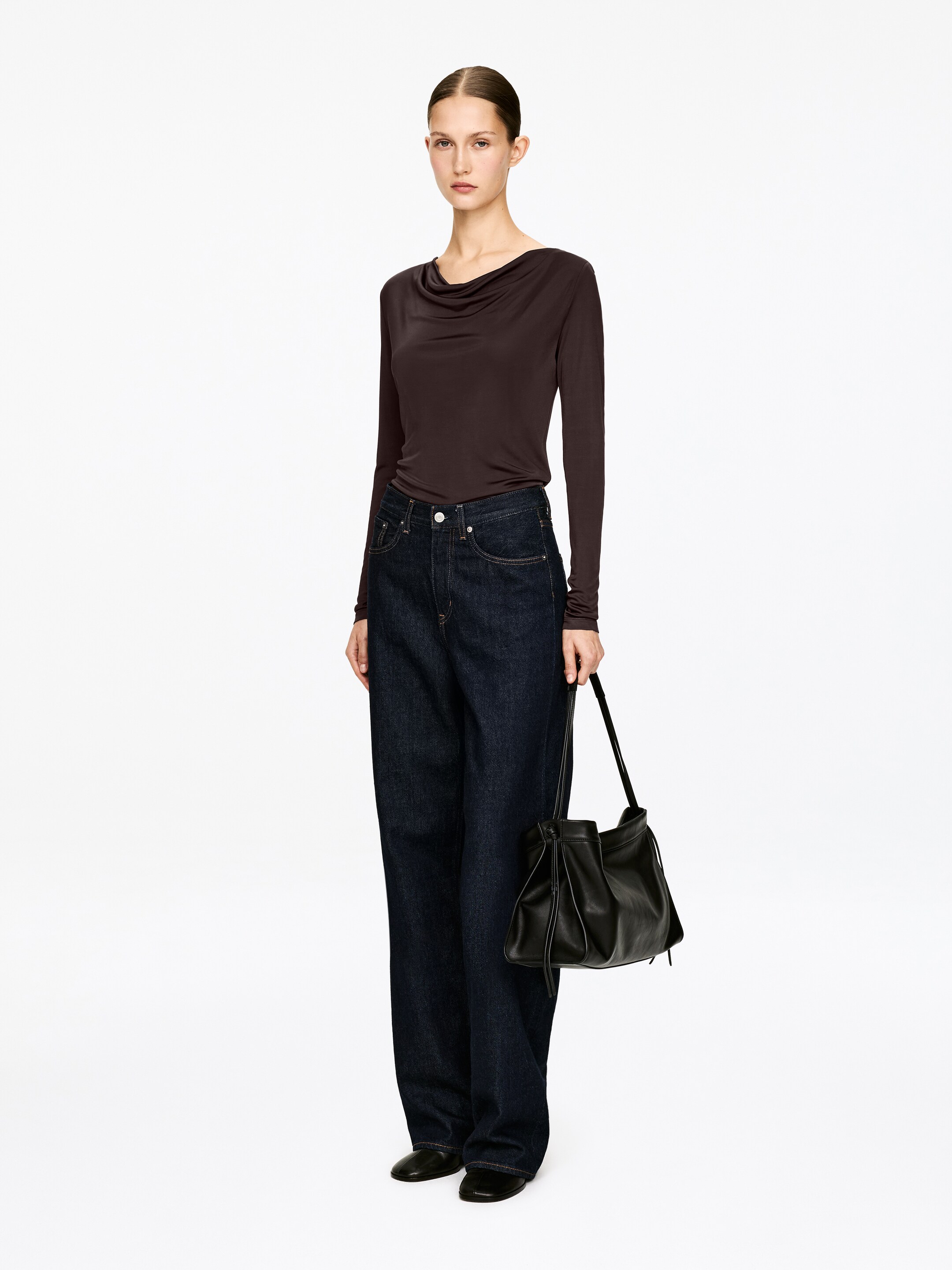 Преглед на по-голямо изображение: Топ с драпирано деколте - Тъмнокафяво - ЖЕНИ | H&M BG 2