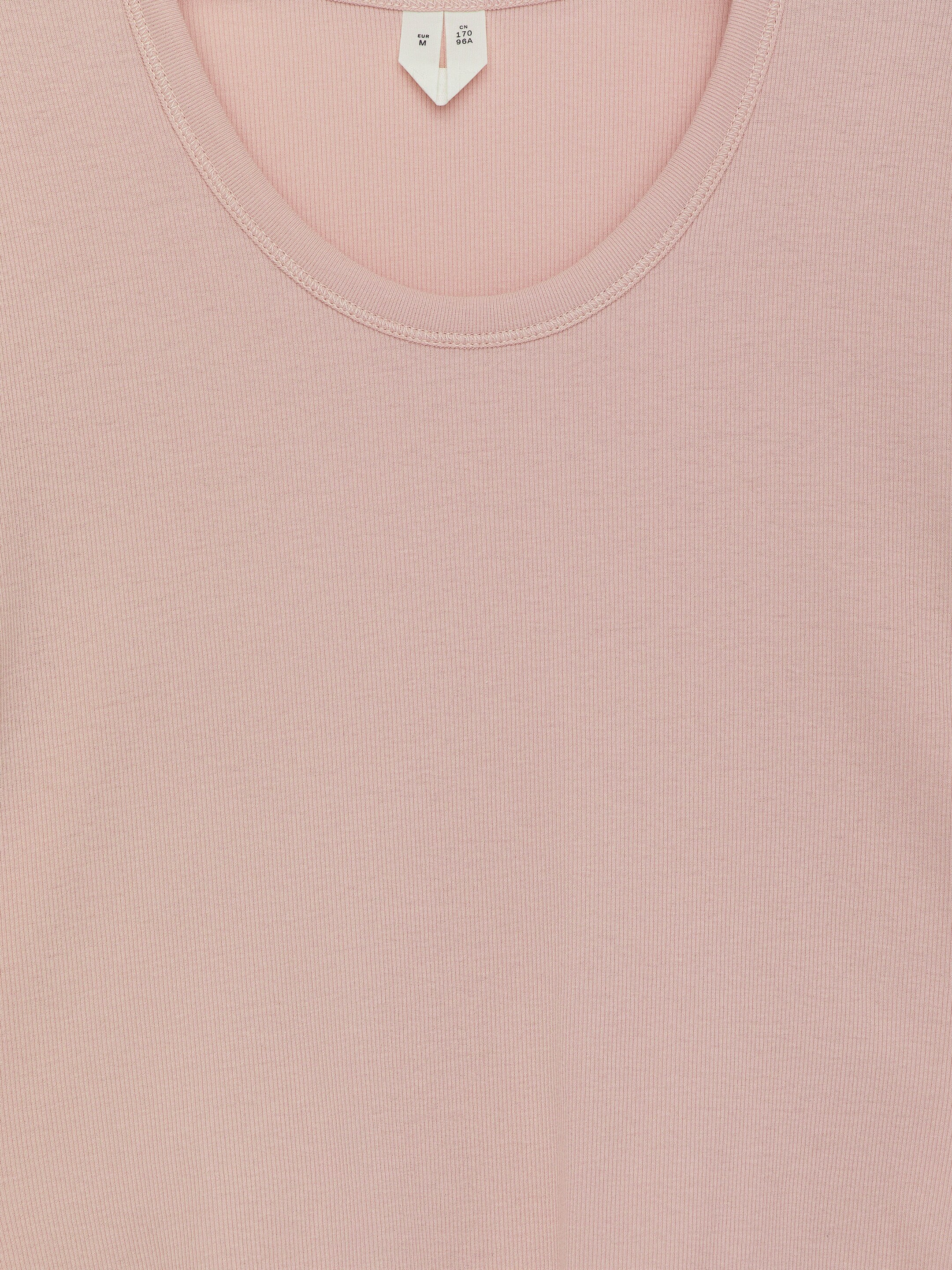 Zobacz większy obraz: Prążkowany T-shirt - Zakurzony brzoskwiniowy - ONA | H&M PL 6