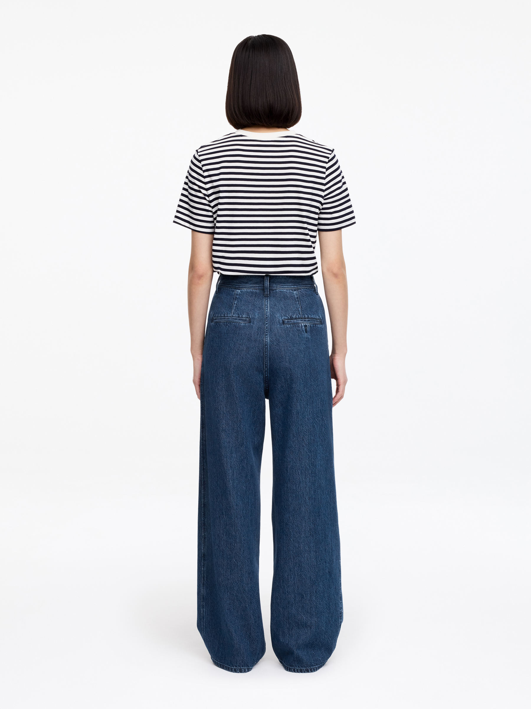 Szerokie jeansy z zakładkami - Niebieski - Fason swobodny - Women - StillMedia/Lookbook - 5