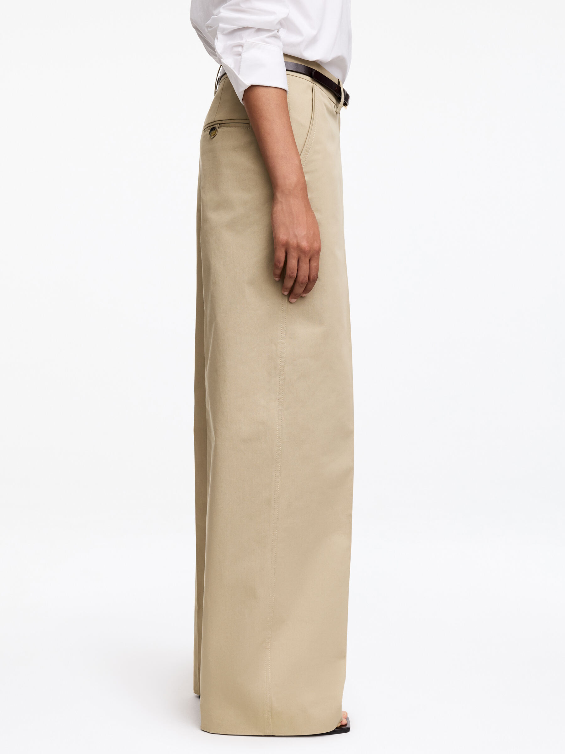 Chinohose mit niedrigem Bund - Beige - Regular Fit - Women - StillMedia/Lookbook - 3