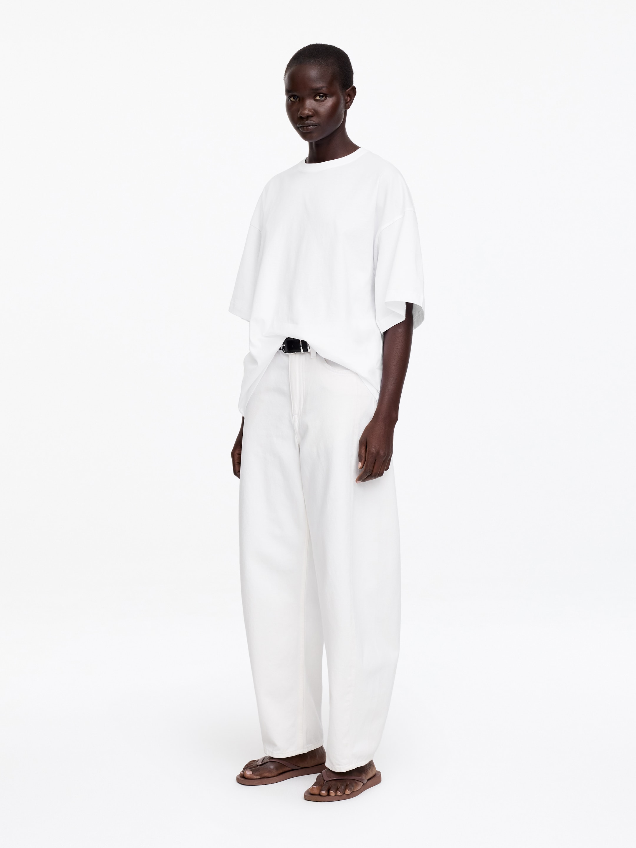 T-shirt oversize - Biały - Obszerny - Women - StillMedia/Lookbook - 3