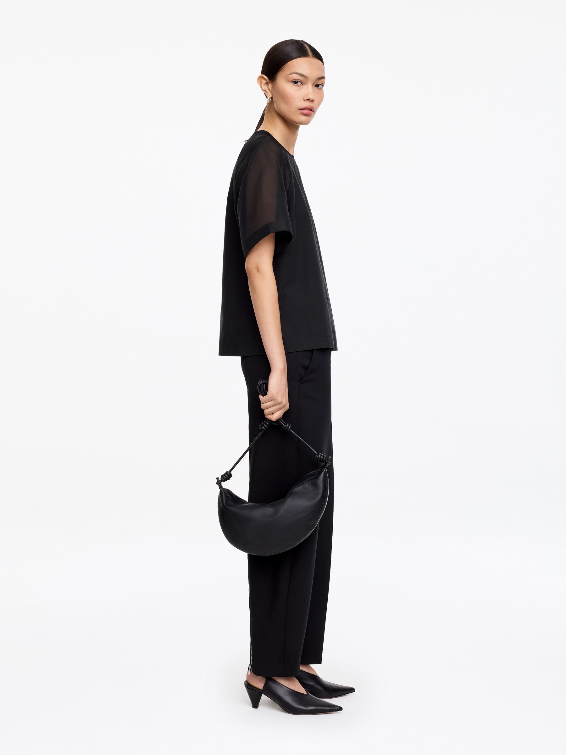 Cotton-Silk Top - Black - Relaxed fit - Women - StillMedia/Lookbook - 3