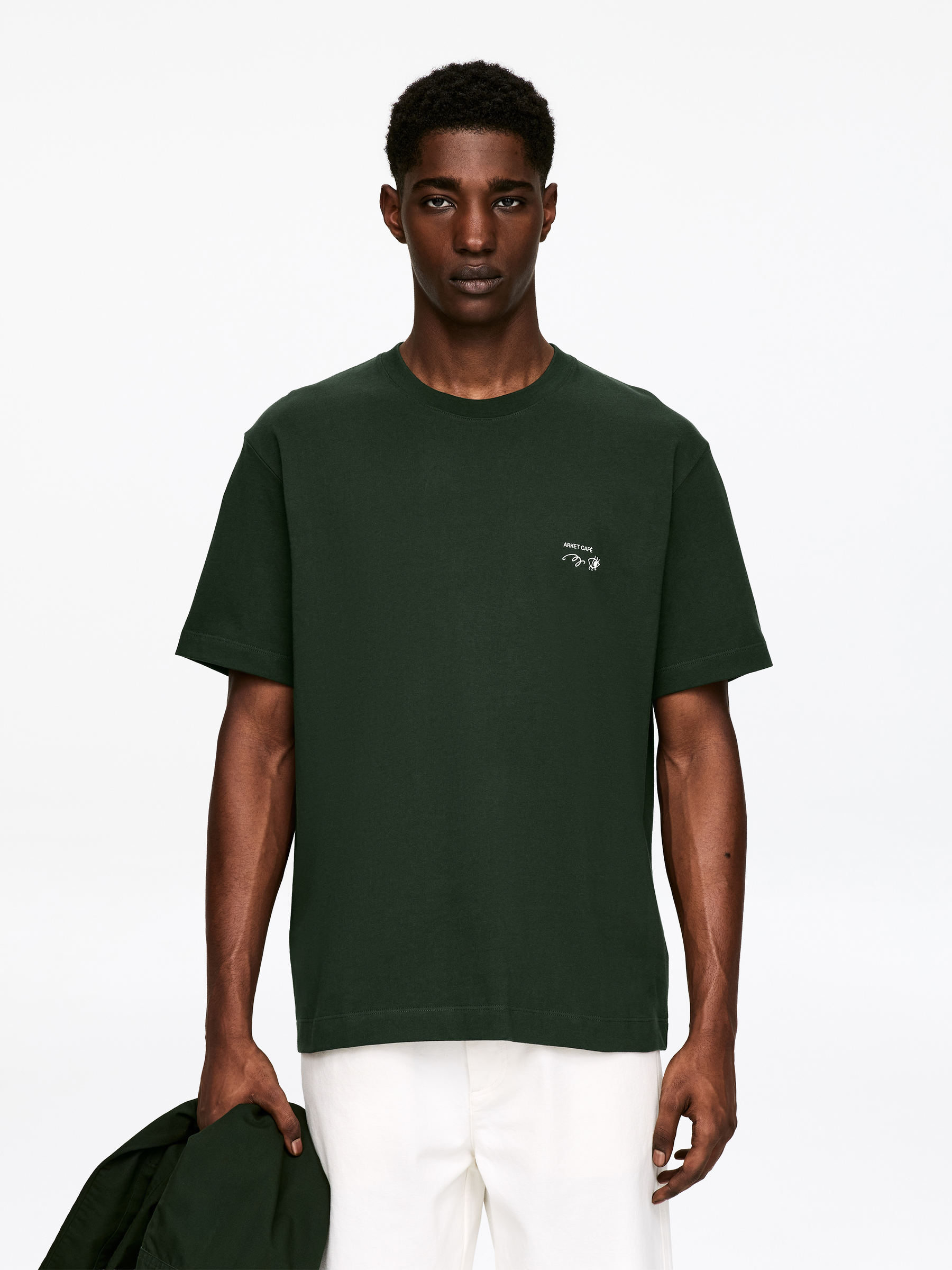 ARKET CAFÉ Printed T-Shirt - Dark Green/White - Loose fit - Café - StillMedia/Lookbook - 1
