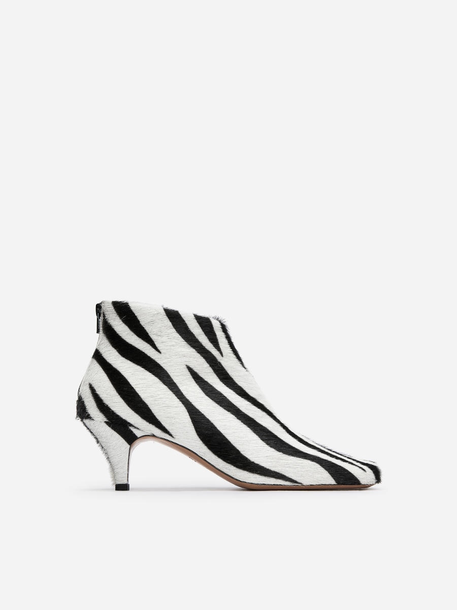 ARKET Women's  Zebra-Print Ankle Boots Black,  size 37