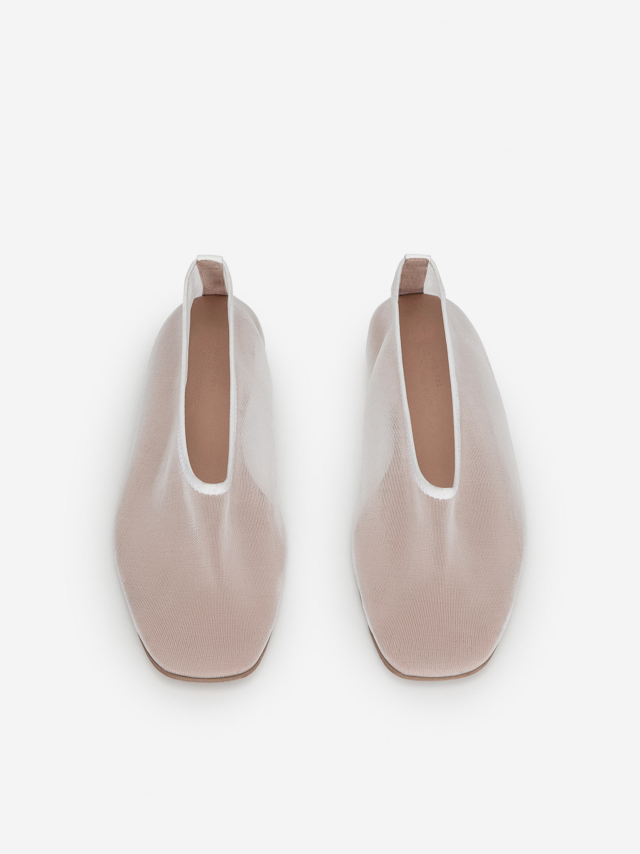 Visa större bild: Ballerinaskor i mesh - Off-white - DAM | H&M SE 2