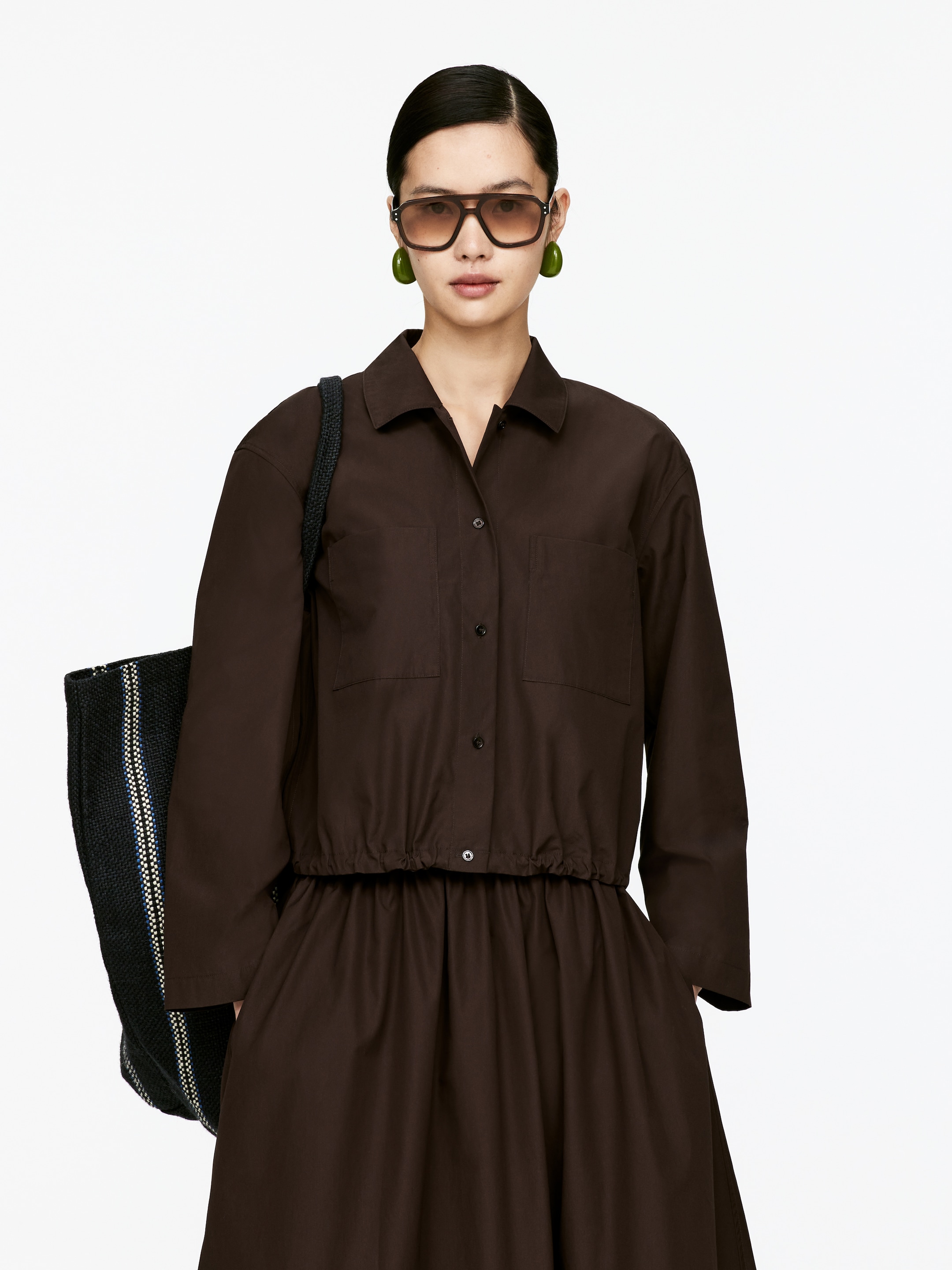 Näytä suurempi kuva: Lyhyt takki - Ruskea - NAISET | H&M FI 1