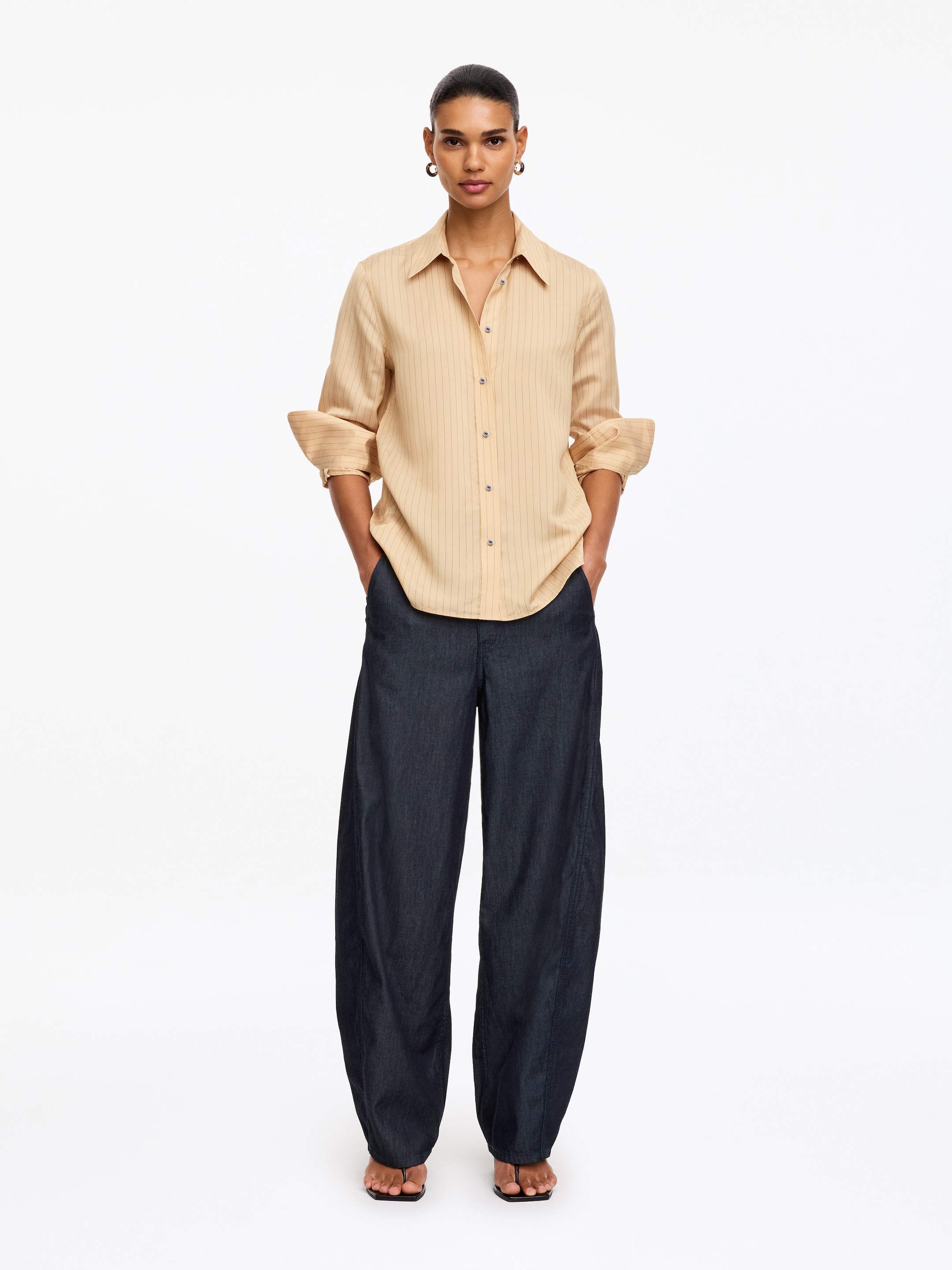 Jeans mit Barrel Legs - Dunkelblau - Regular Fit - Women - StillMedia/Lookbook - 4
