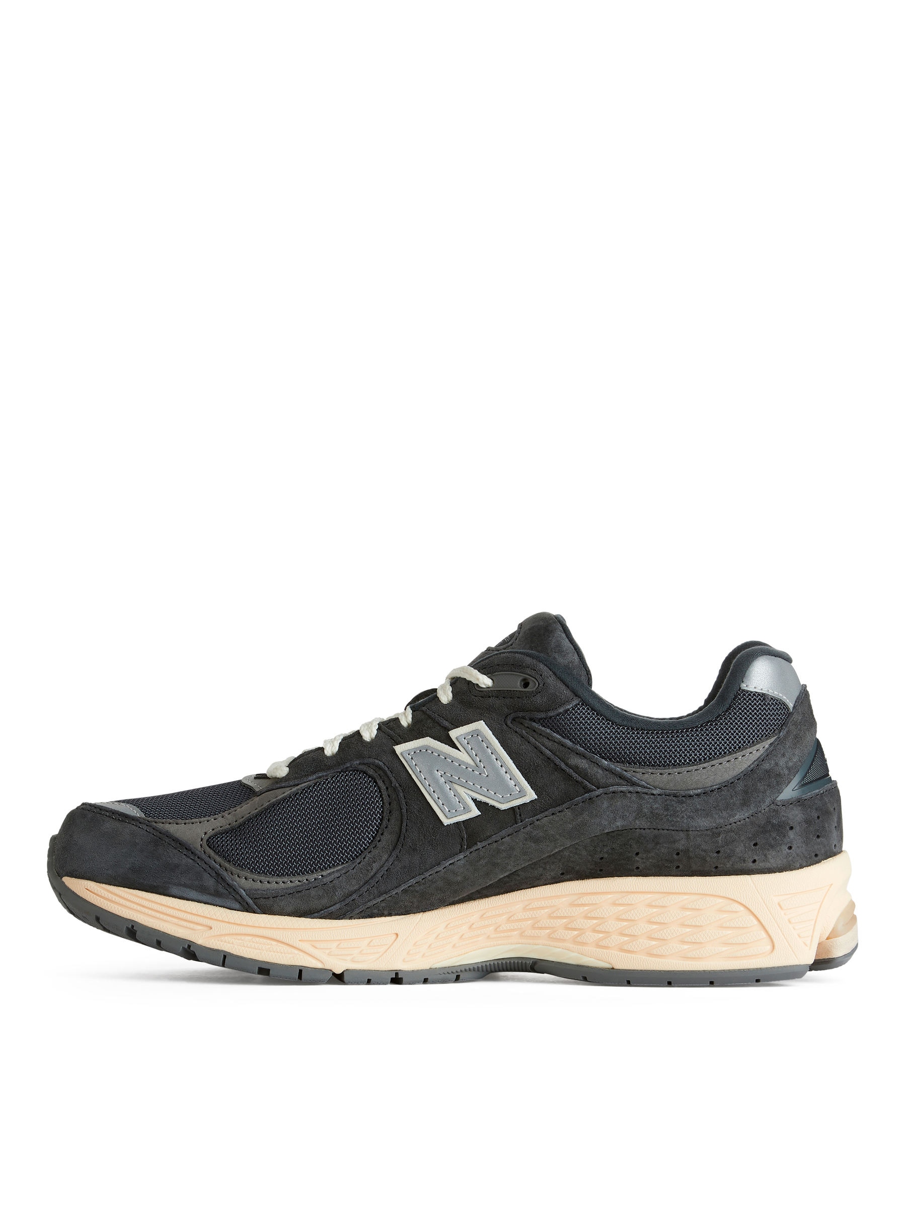 New Balance 2002R Trainers - Black - Men - StillMedia/DescriptiveStillLife - 6