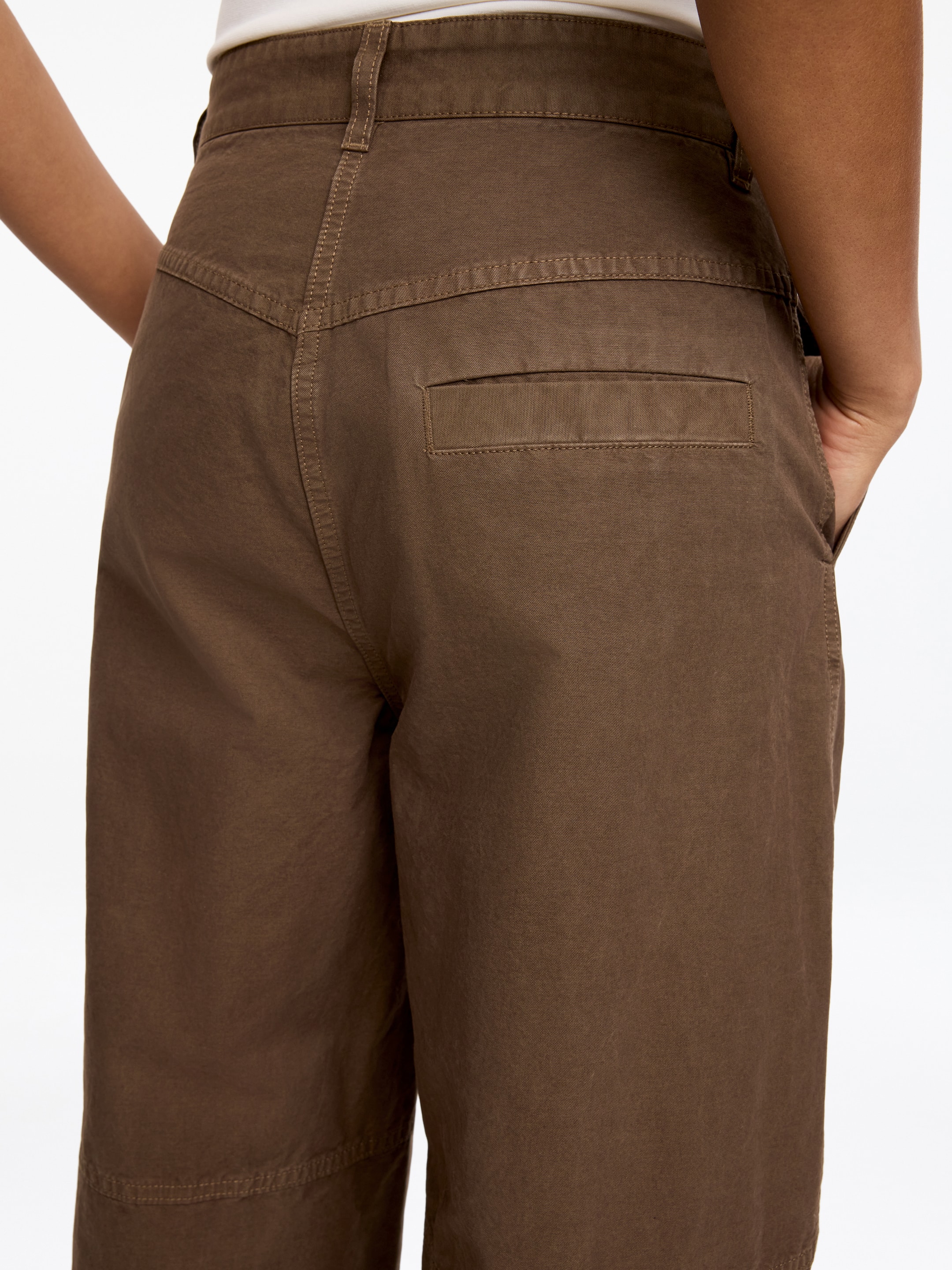 Cargo Trousers - Brown - Loose fit - Women - StillMedia/Lookbook - 6