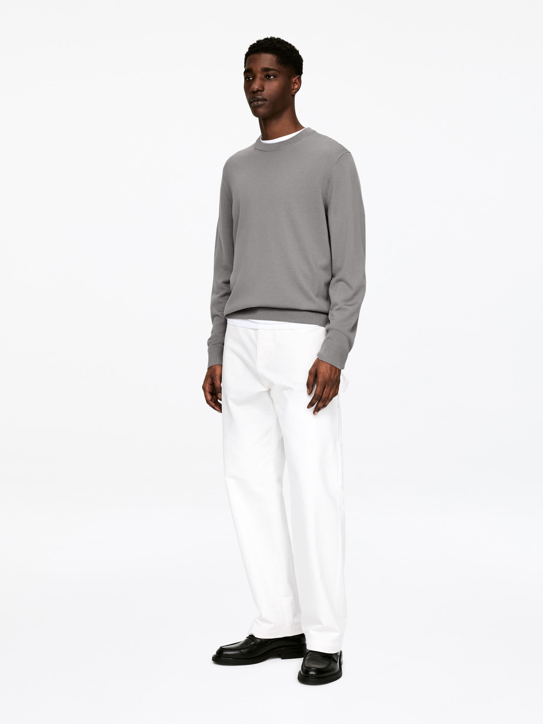 Pull en laine mérinos en maille fine - Taupe - Regular fit - Homme - StillMedia/Lookbook - 6