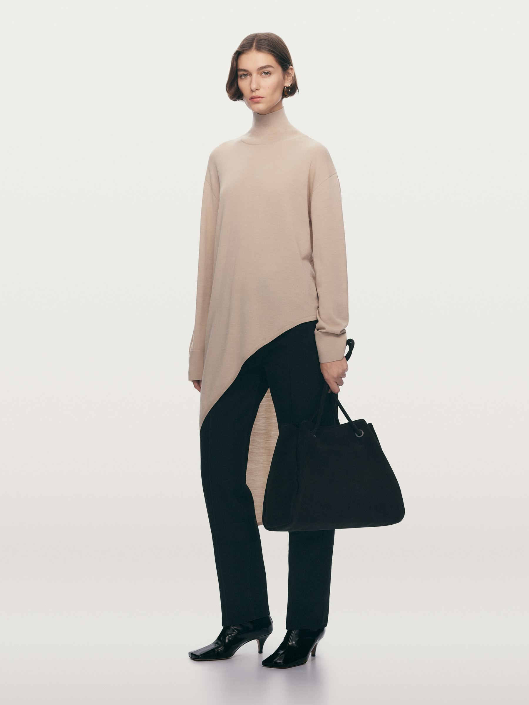 Asymmetric Wool Jumper - Light Beige - Loose fit - Women - StillMedia/Environmental - 1