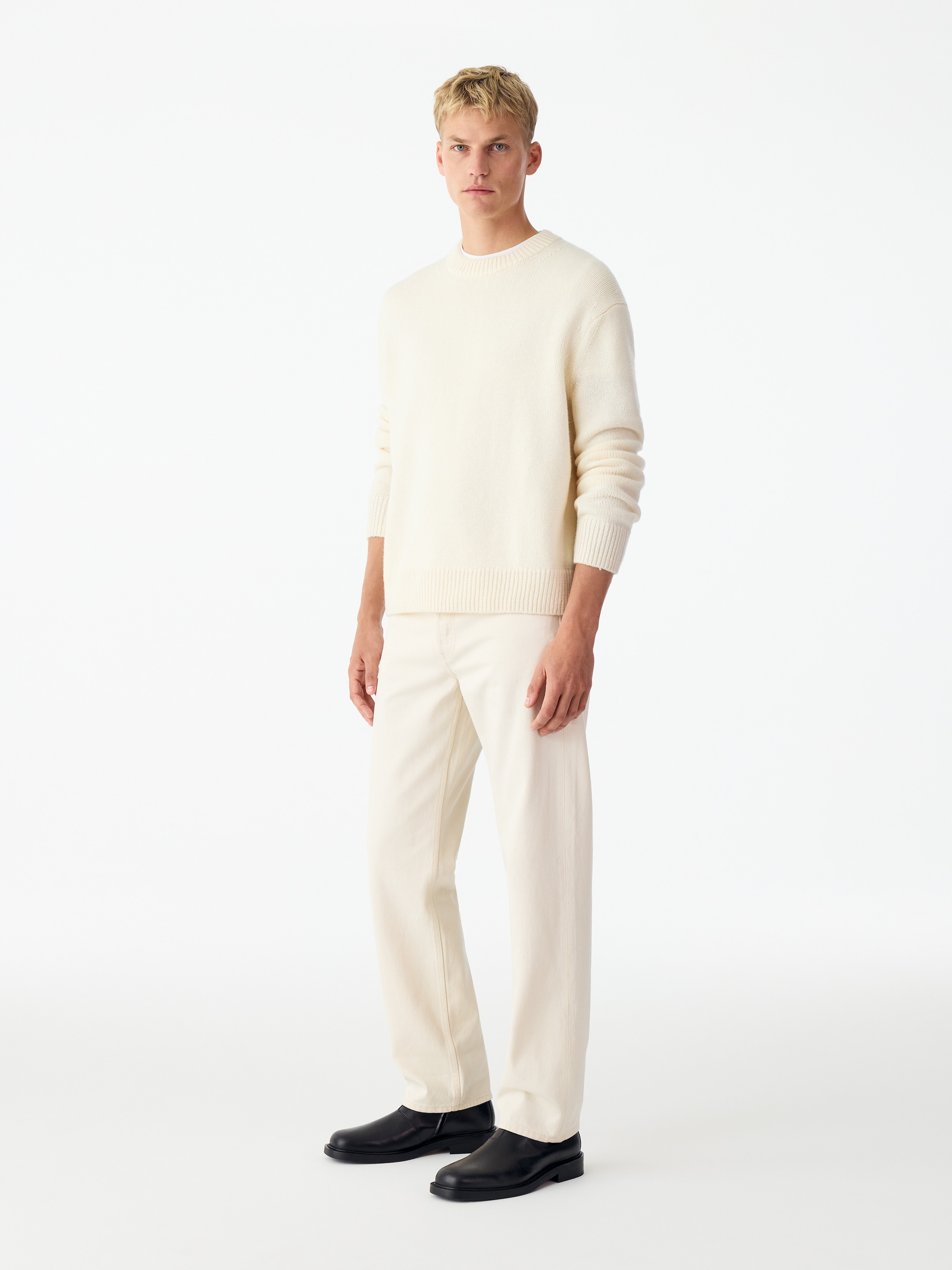 Heavy Knit Wool Jumper - Off White - Relaxed fit - men - StillMedia/Lookbook - 11