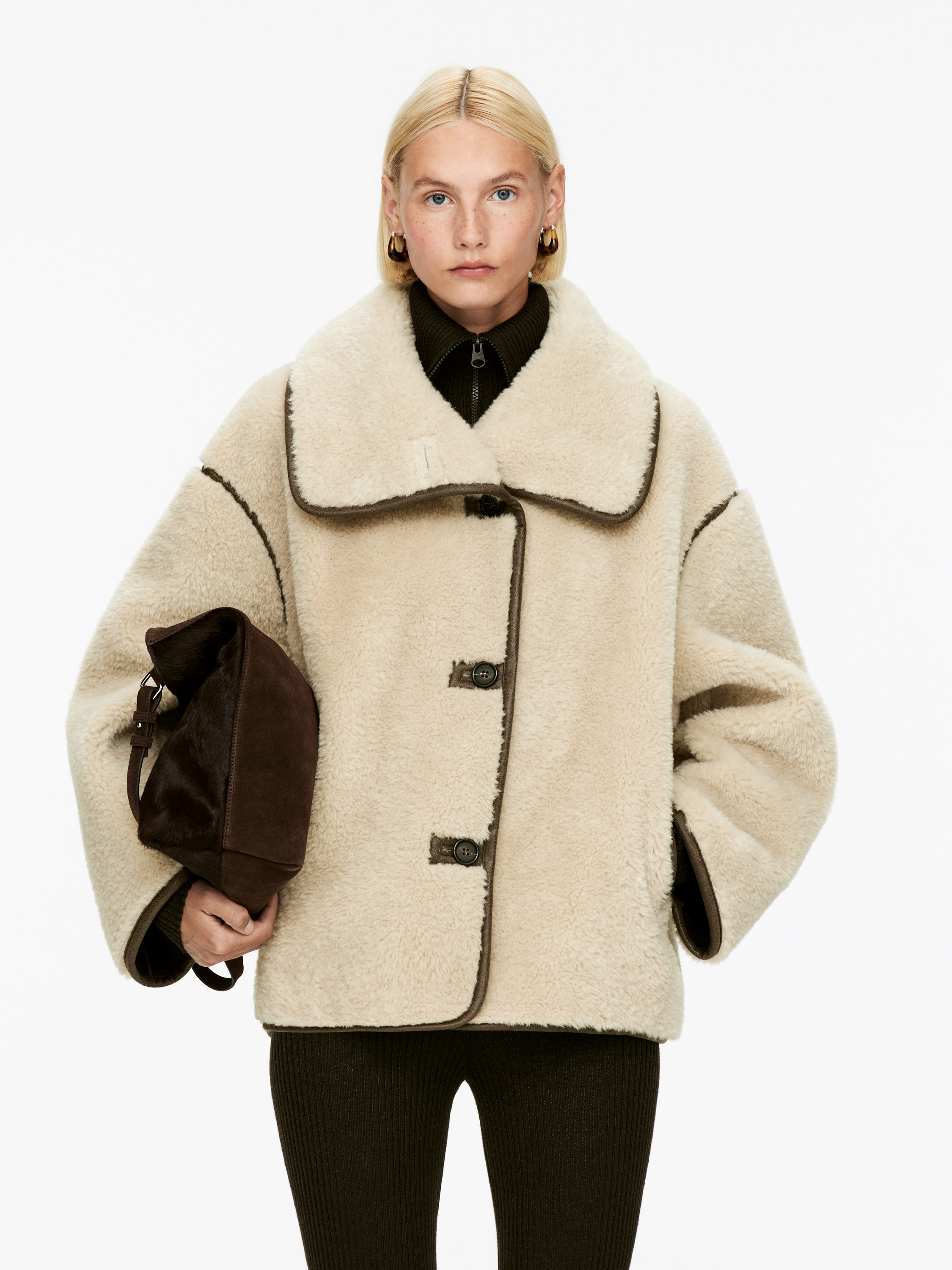 Short Pile Jacket - Beige - Loose fit - Women - StillMedia/Lookbook - 12