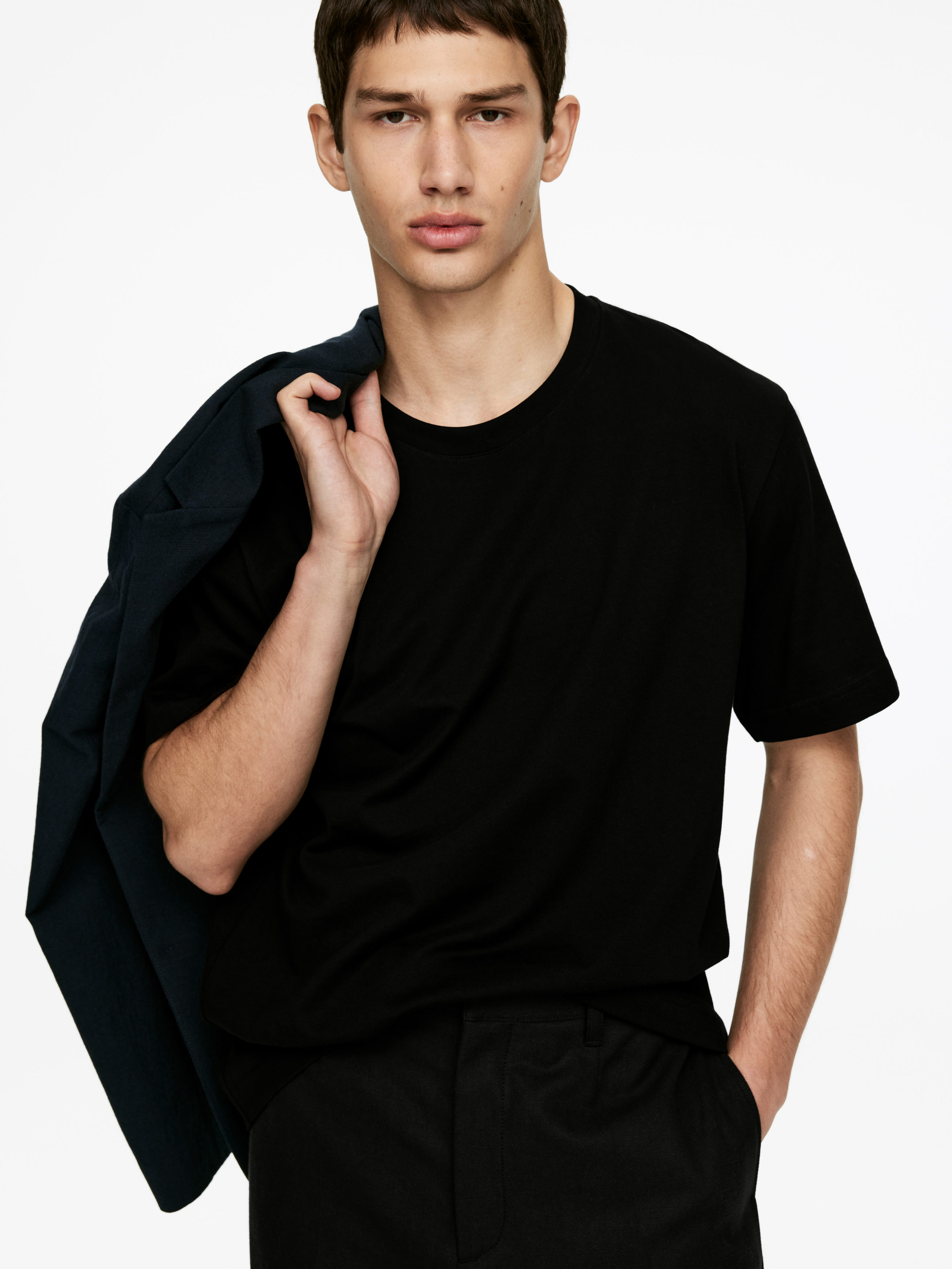 220 GSM Relaxed T-Shirt - Black - Regular fit - Men - StillMedia/Lookbook - 57