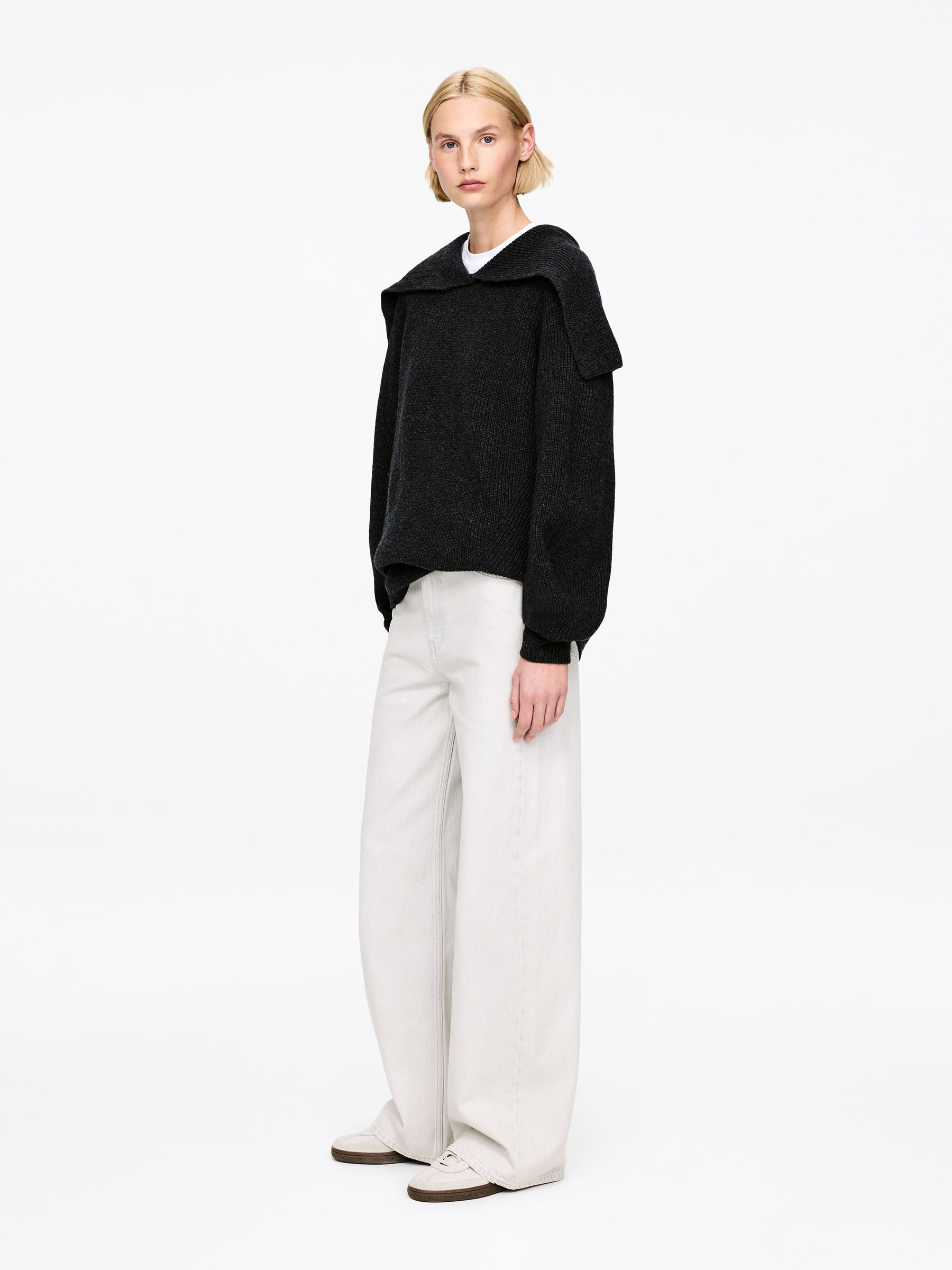 Foldover Collar Jumper - Grey - Loose fit - Women - StillMedia/Lookbook - 9