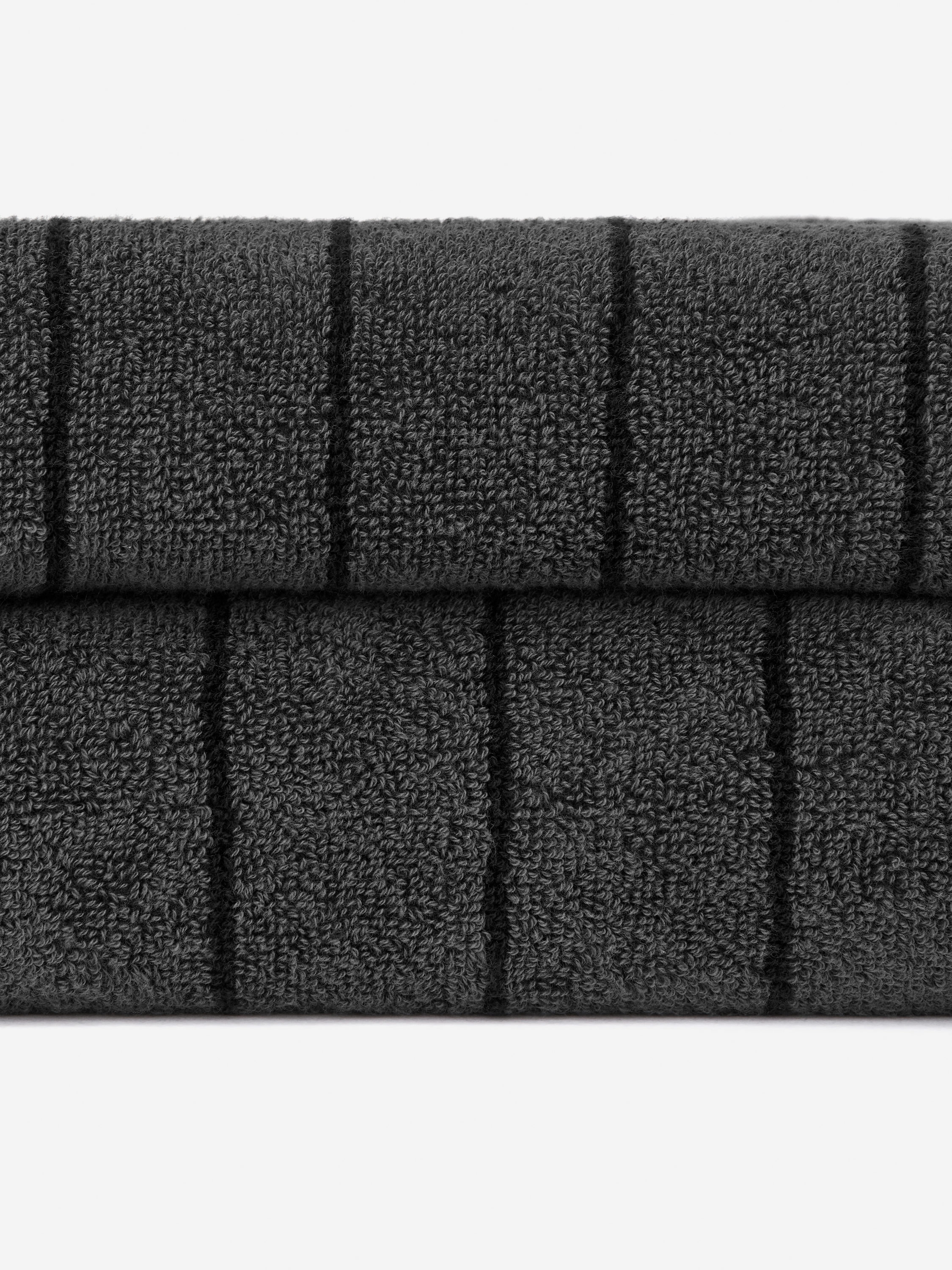 Bath Towel 70 x 140 cm - Dark Grey - Homeware - StillMedia/DescriptiveDetail - 1