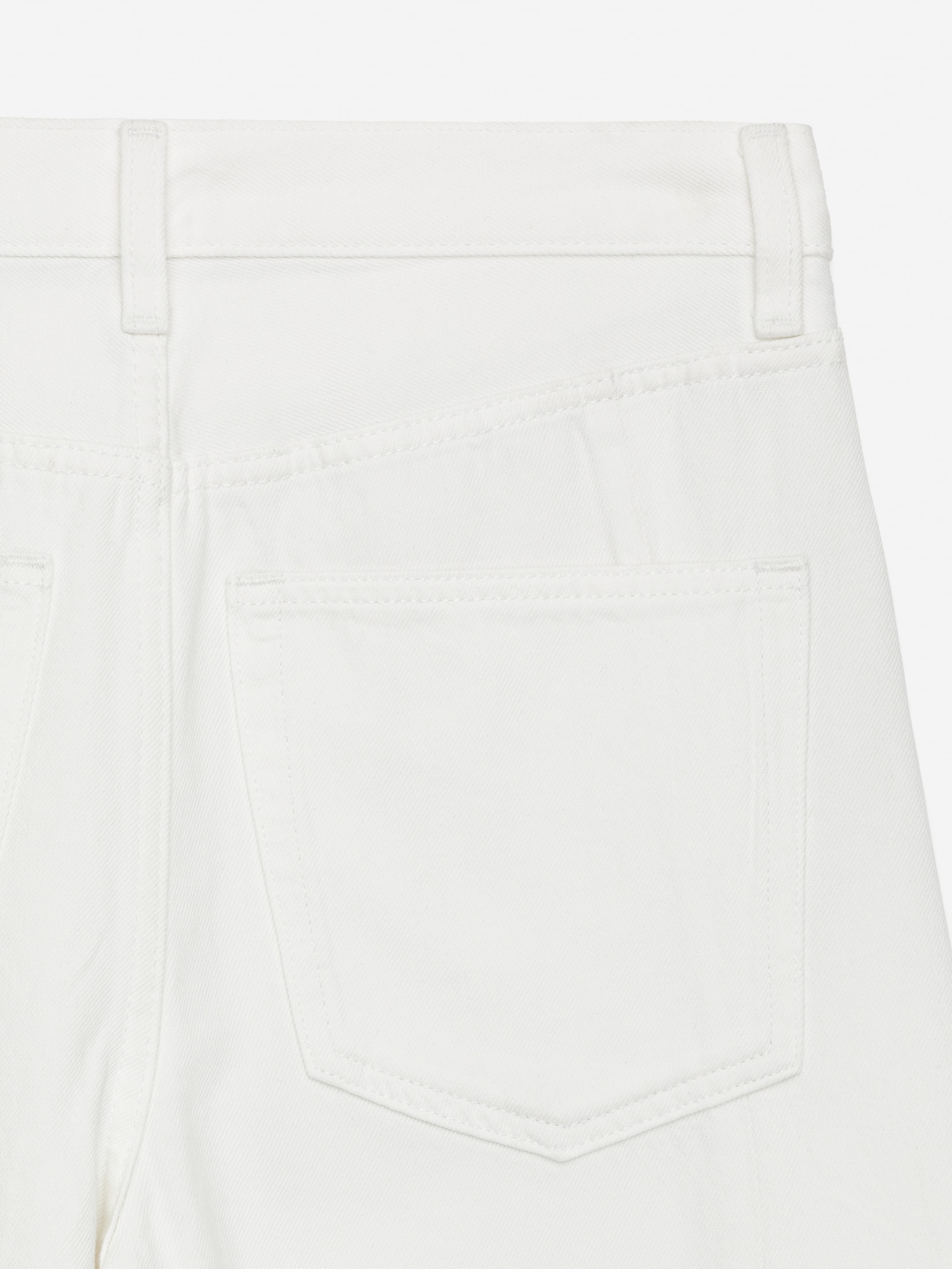 BLOOM Barrel Jeans - White - Relaxed fit - Women - StillMedia/DescriptiveDetail - 2