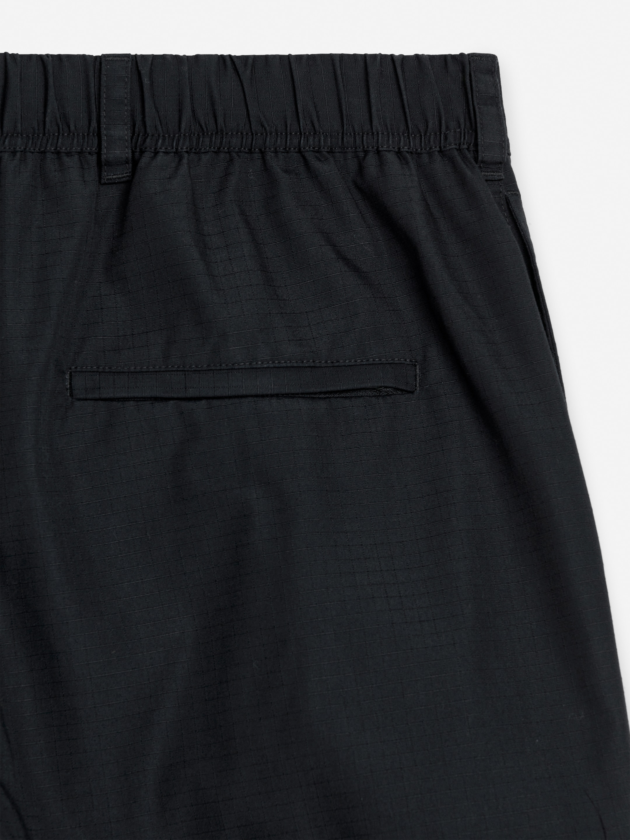 ARKET ACTIVE Cargo Trousers - Black - Regular fit - Men - StillMedia/DescriptiveDetail - 4
