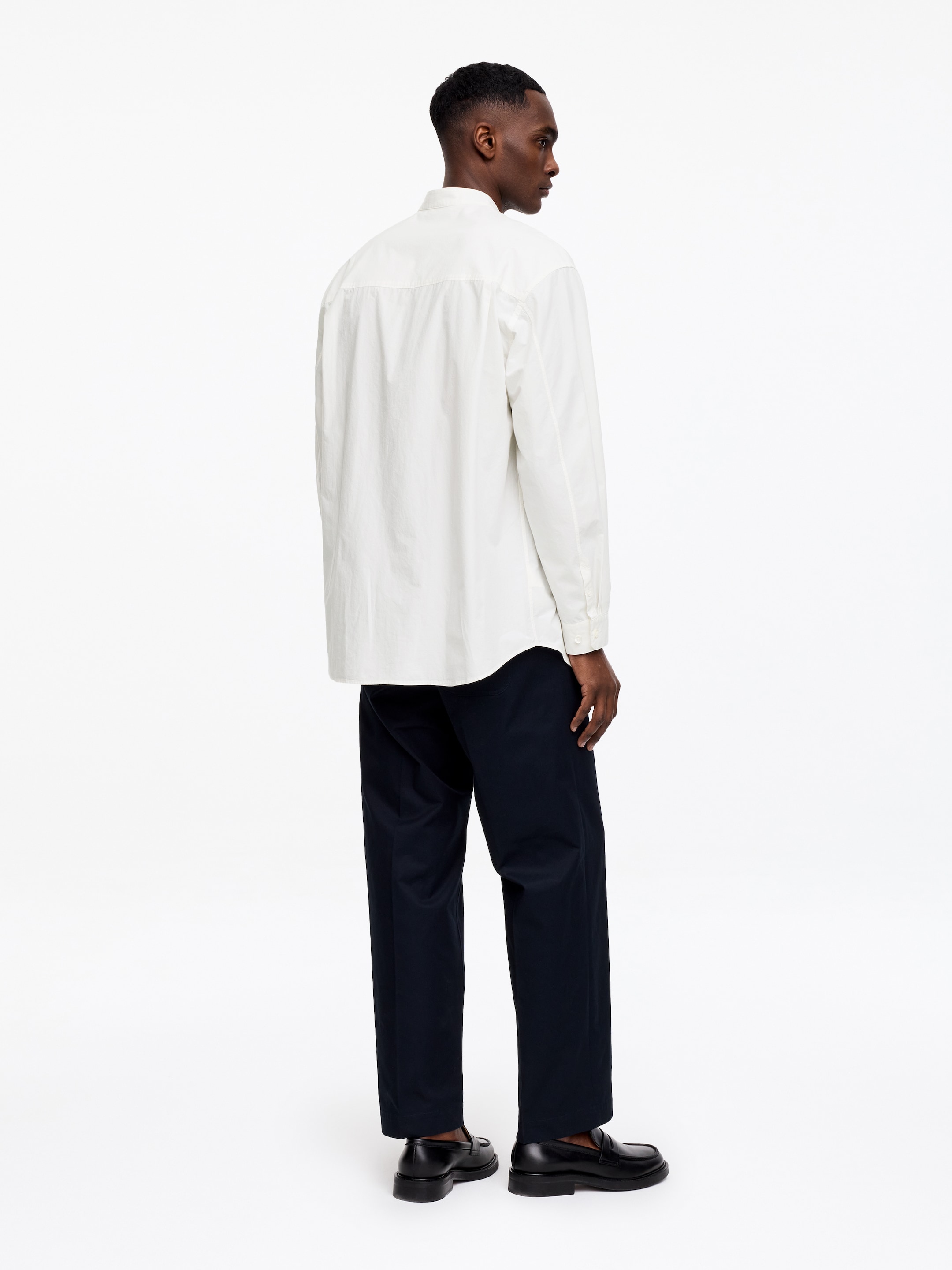 Chemise en popeline à col mao - Blanc cassé - Relaxed fit - Homme - StillMedia/Lookbook - 3
