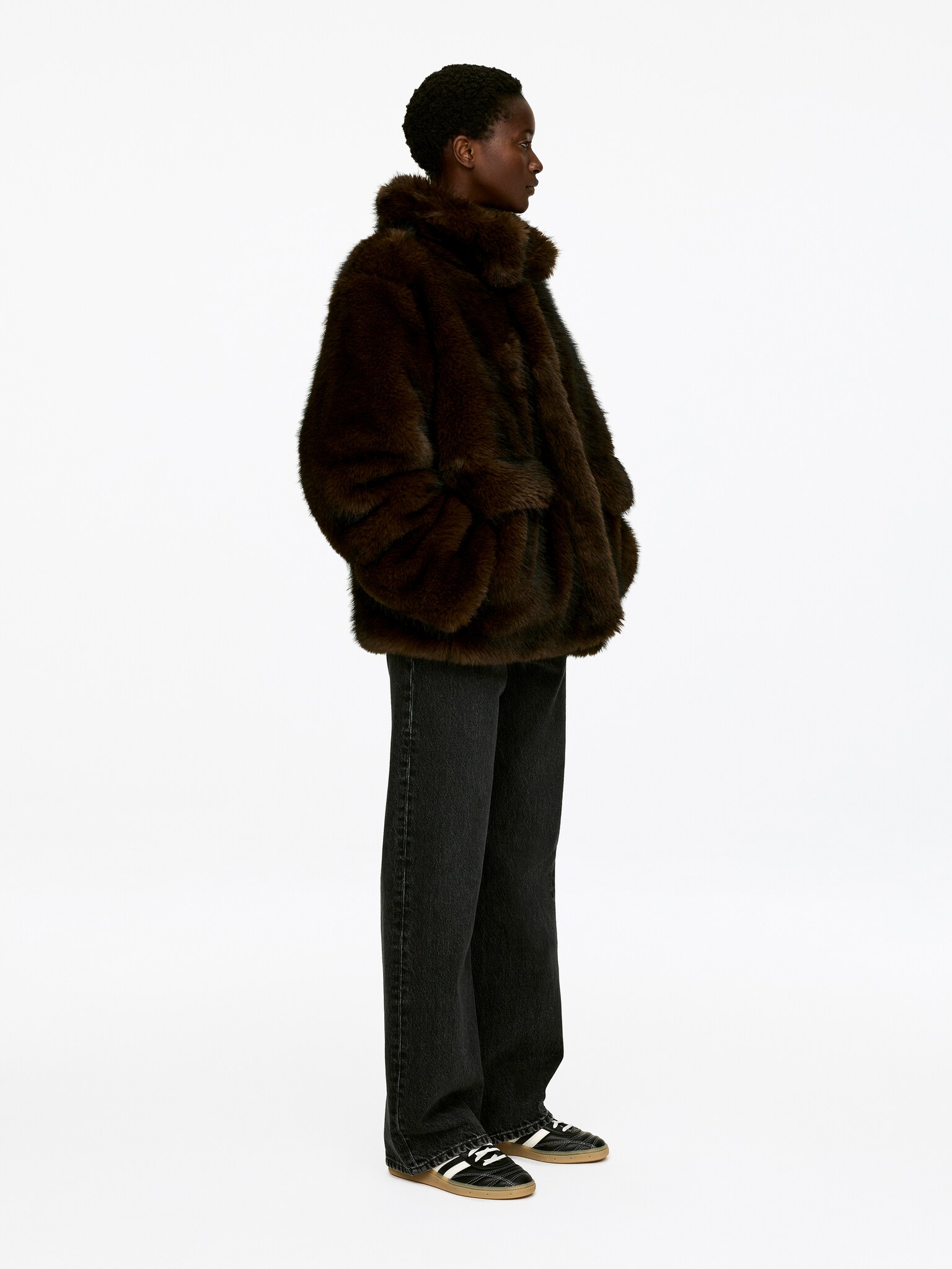 Veste en fausse fourrure - Marron foncé - 8