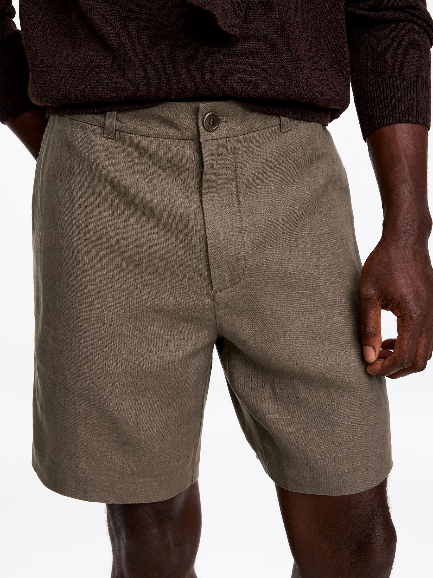 Pantalones cortos de lino - Topo oscuro - Corte estándar - Men - StillMedia/Lookbook - 4