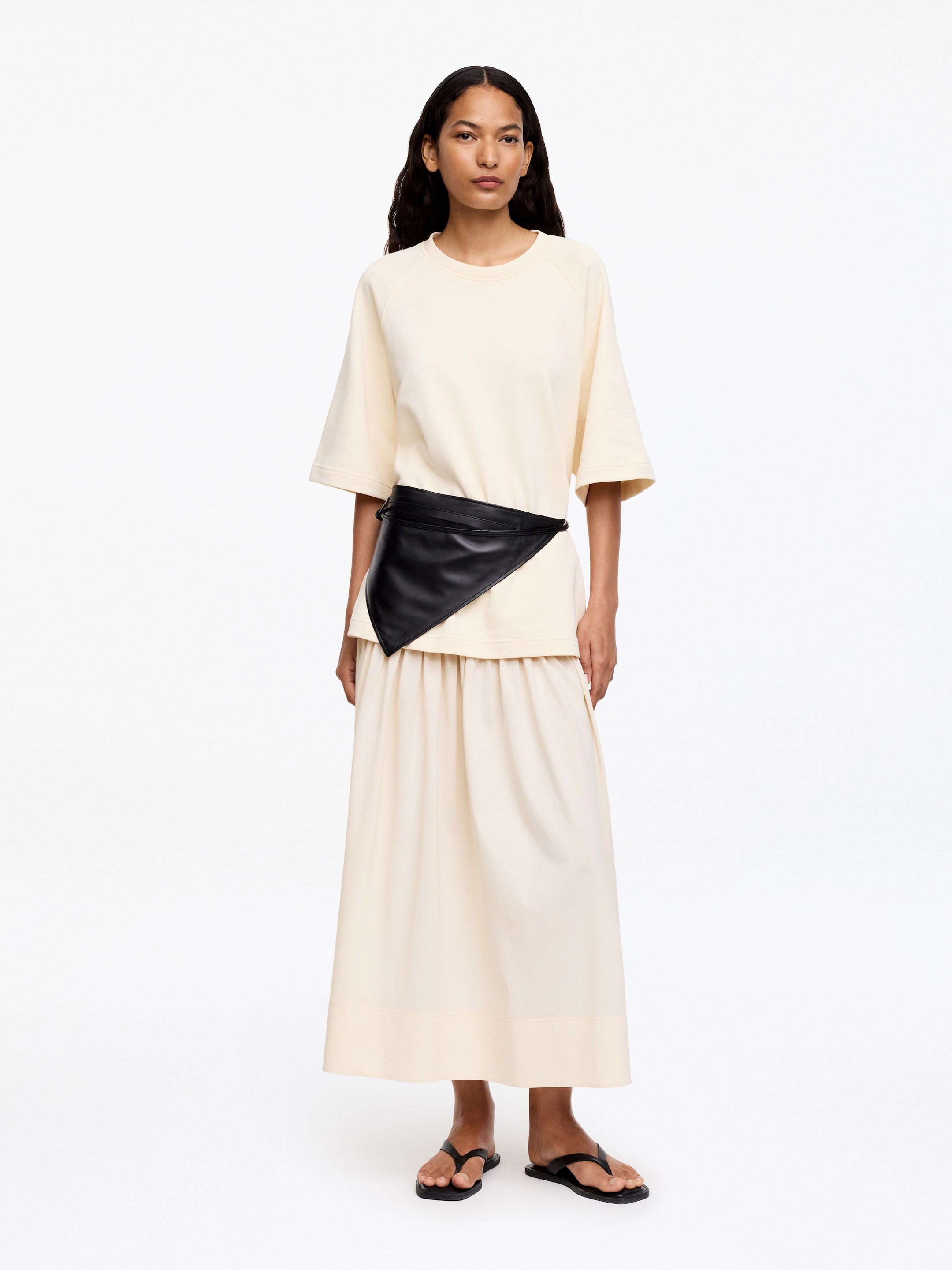 Short-Sleeve Sweatshirt - Beige - Oversized - Women - StillMedia/Lookbook - 6