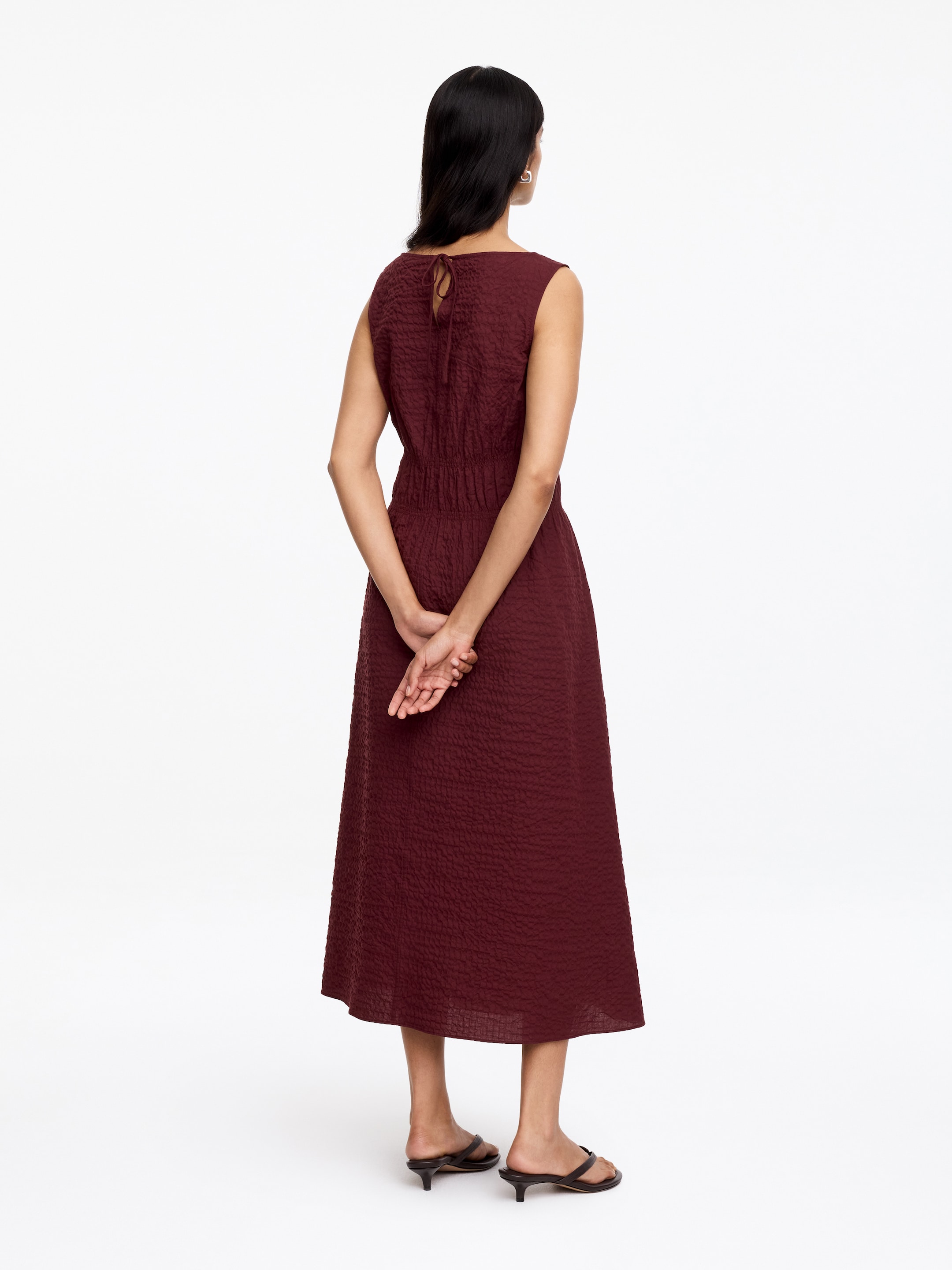 Vestido seersucker - Burdeos - Corte ajustado - Women - StillMedia/Lookbook - 2