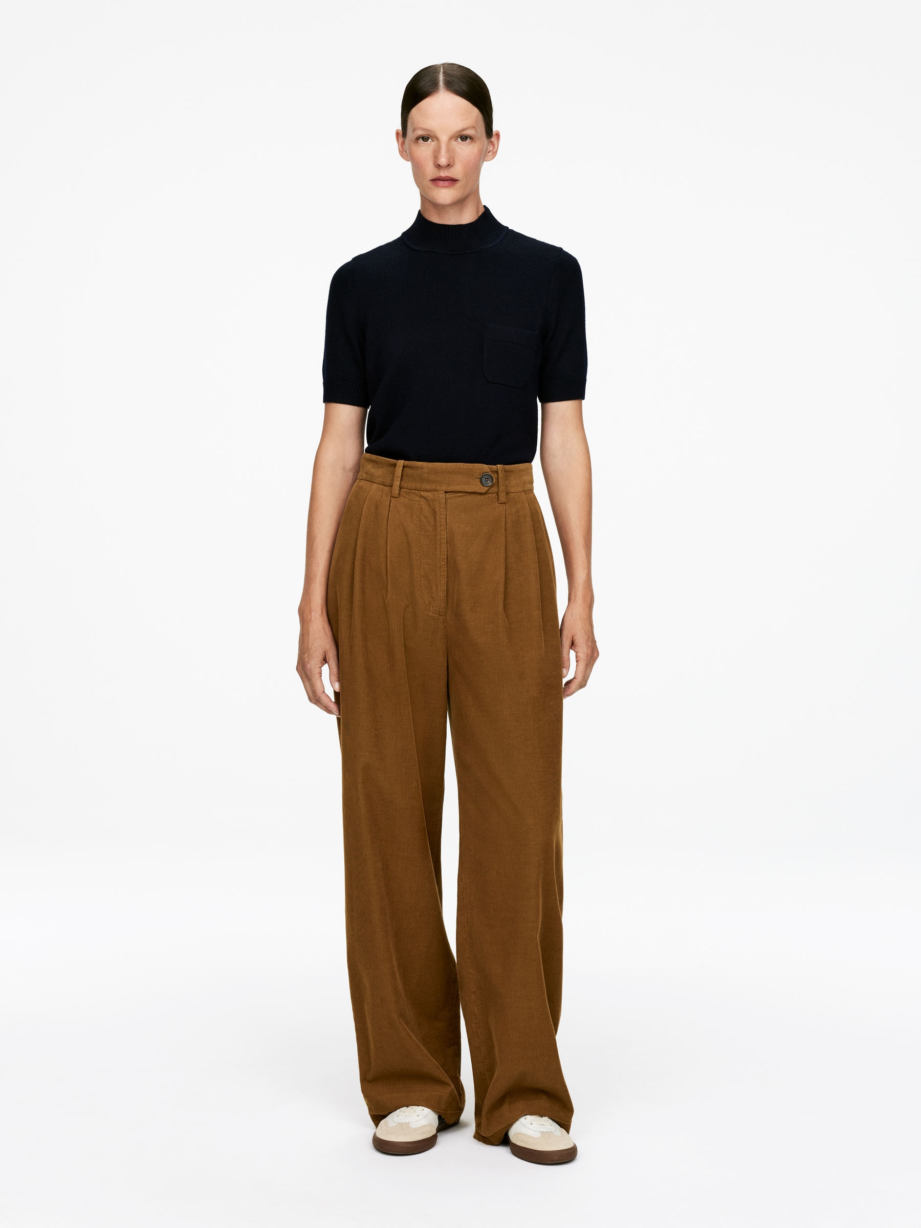 High-Waist Corduroy Trousers - Brown - Regular fit - Women - StillMedia/Lookbook - 8