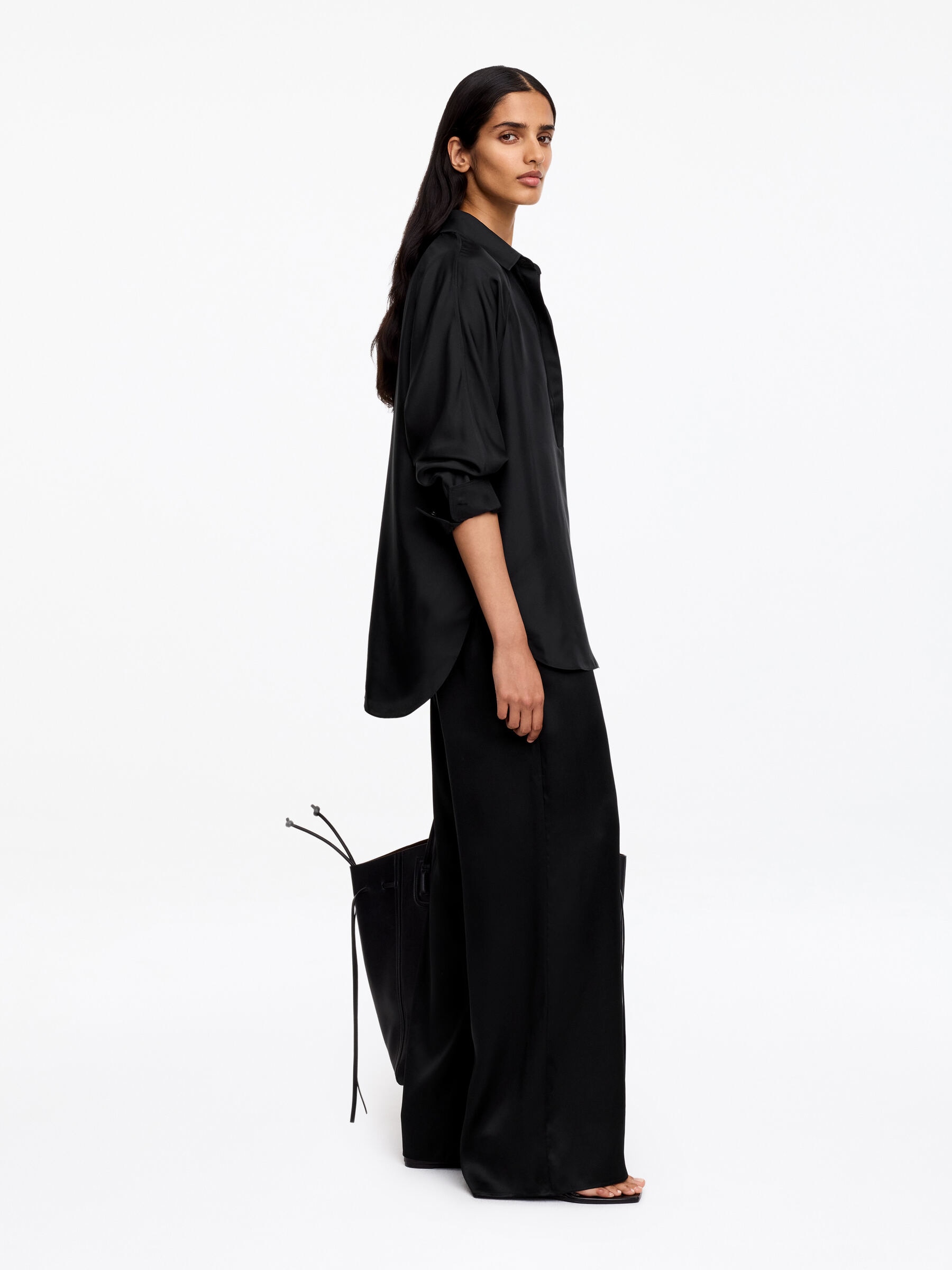 Hemd aus Seidentwill - Schwarz - Regular Fit - Women - StillMedia/Lookbook - 3