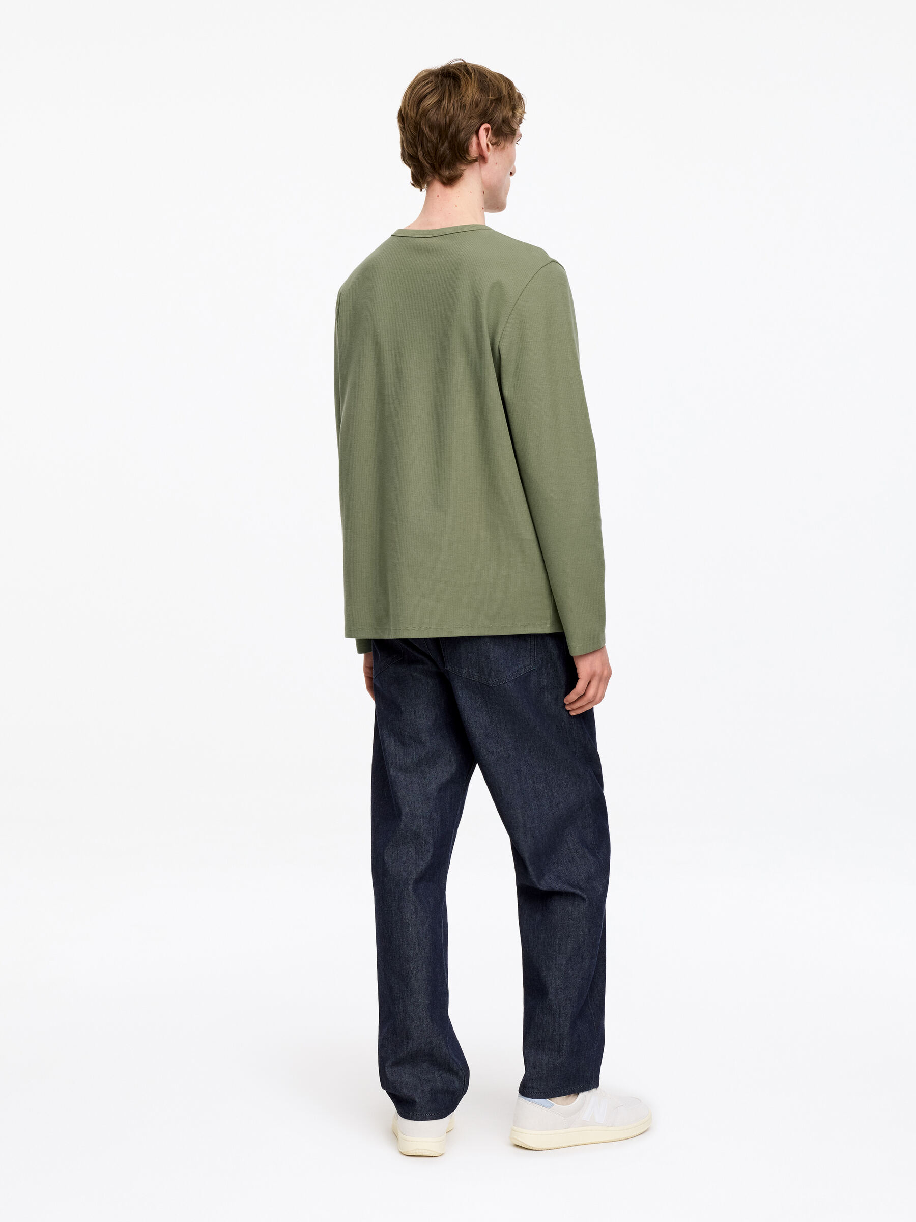 Fitted Henley Shirt - Khaki Green - Regular fit - Men - StillMedia/Lookbook - 5