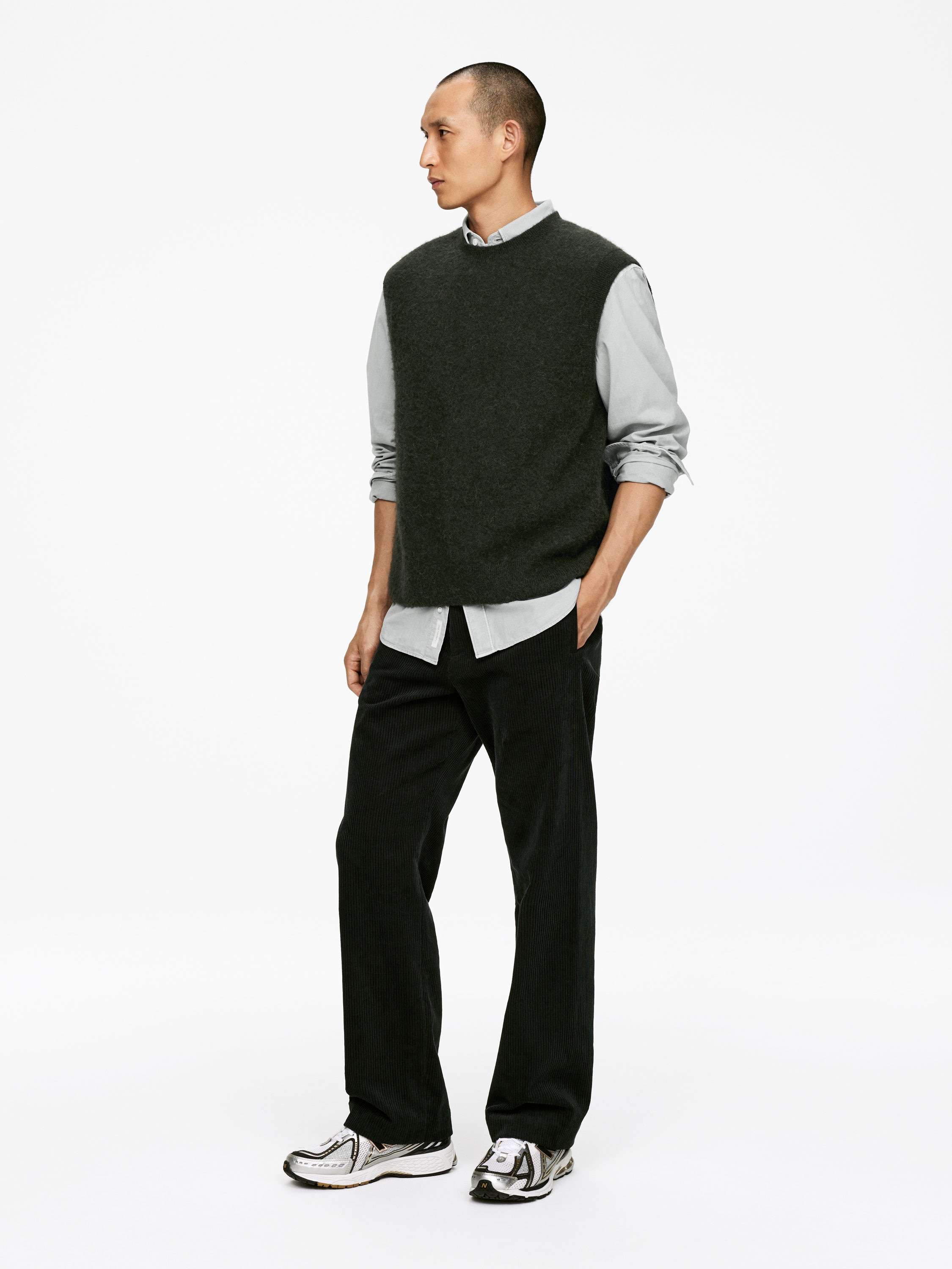 Alpaca-Wool Blend Vest - Dark Green - Regular fit - Men - StillMedia/Lookbook - 5