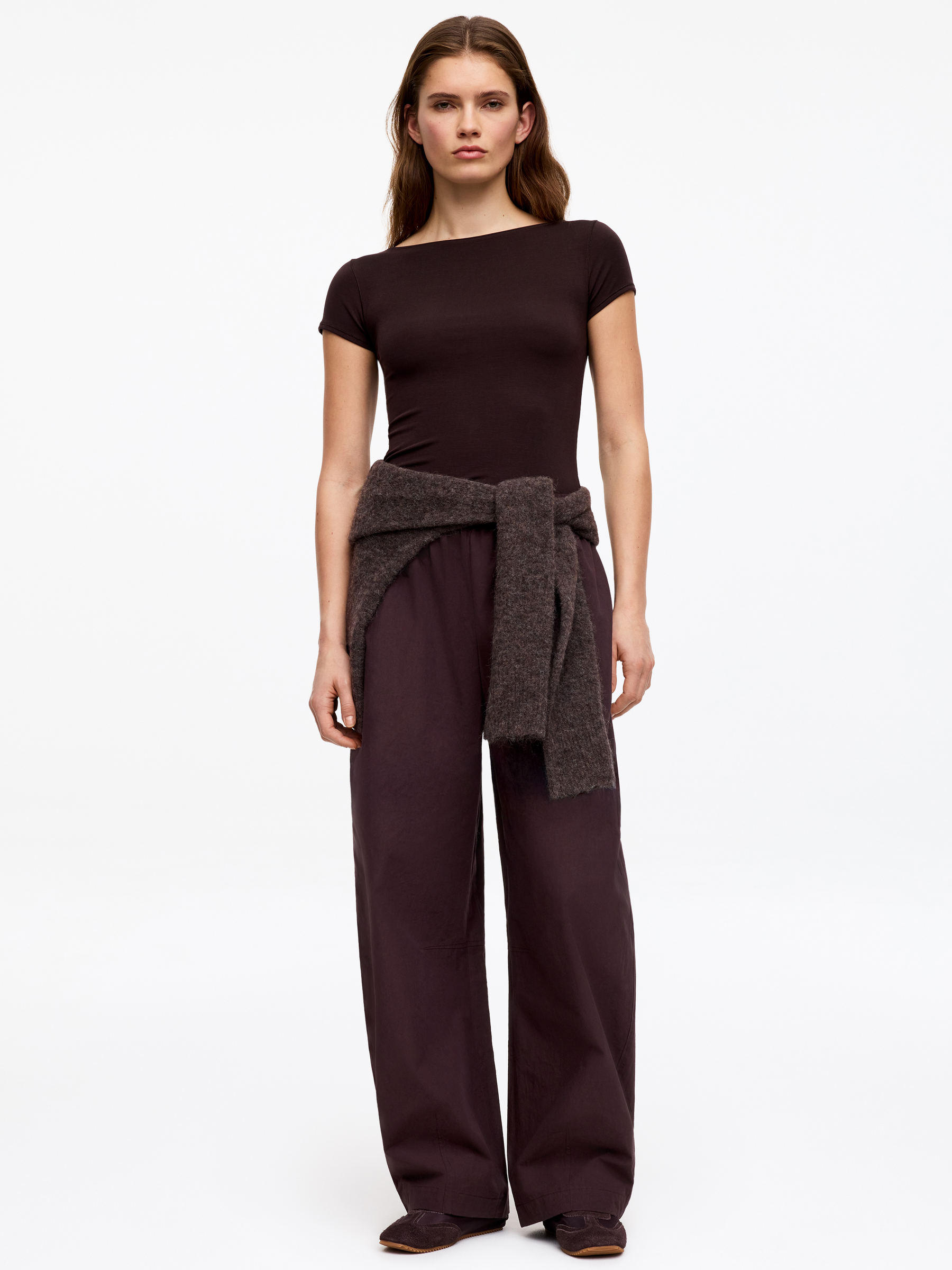 Pantalones de algodón con pernera de barril - Marrón oscuro - Corte holgado - Women - StillMedia/Lookbook - 5