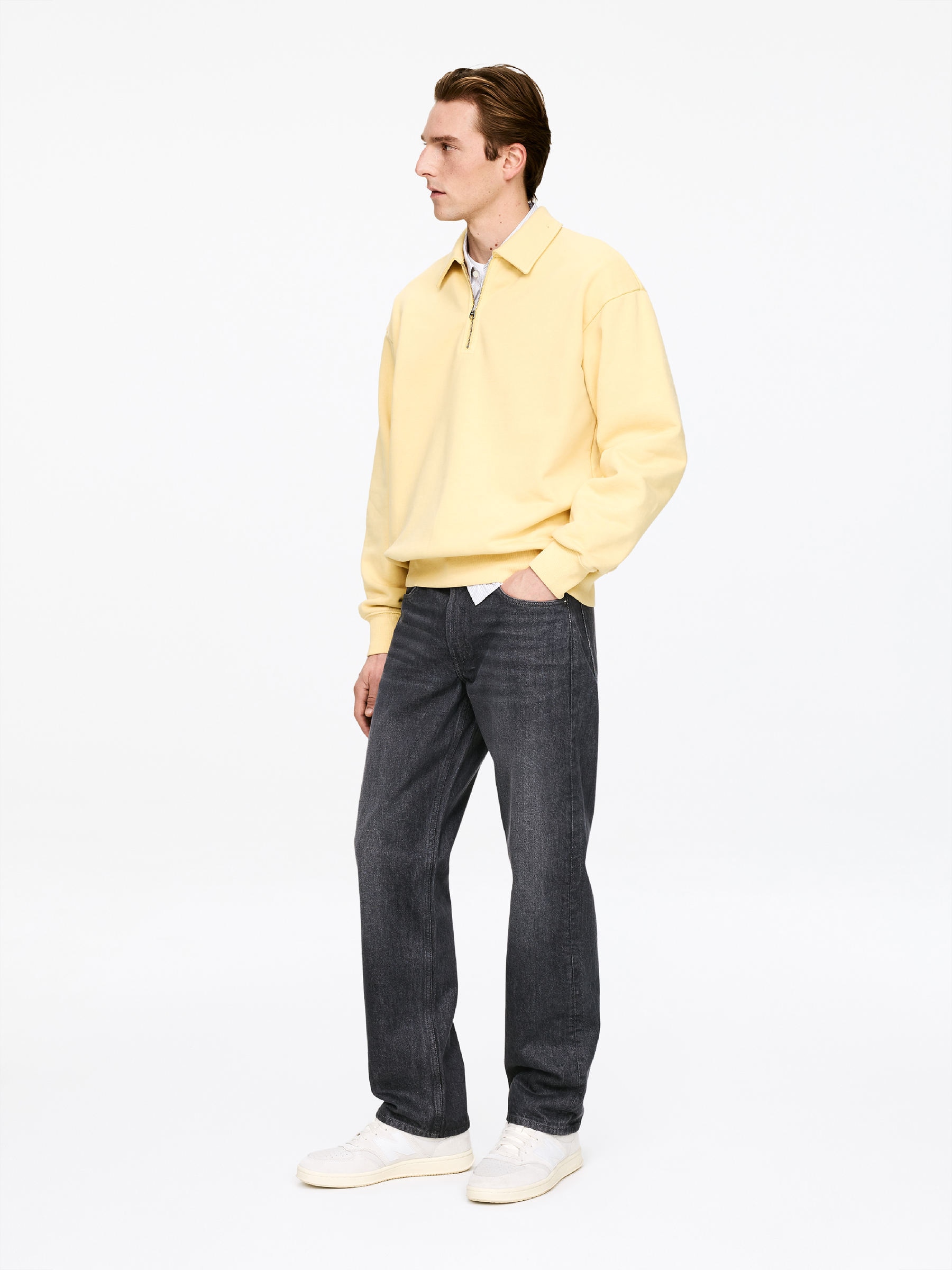 OCEAN Loose Straight Jeans - Grey - Loose fit - Men - StillMedia/Lookbook - 3