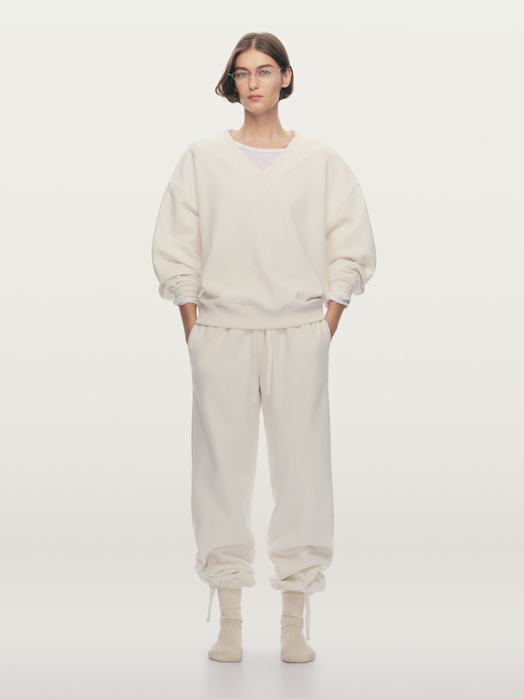 V-Neck Sweatshirt - Off White - Loose fit - Women - StillMedia/Environmental - 1