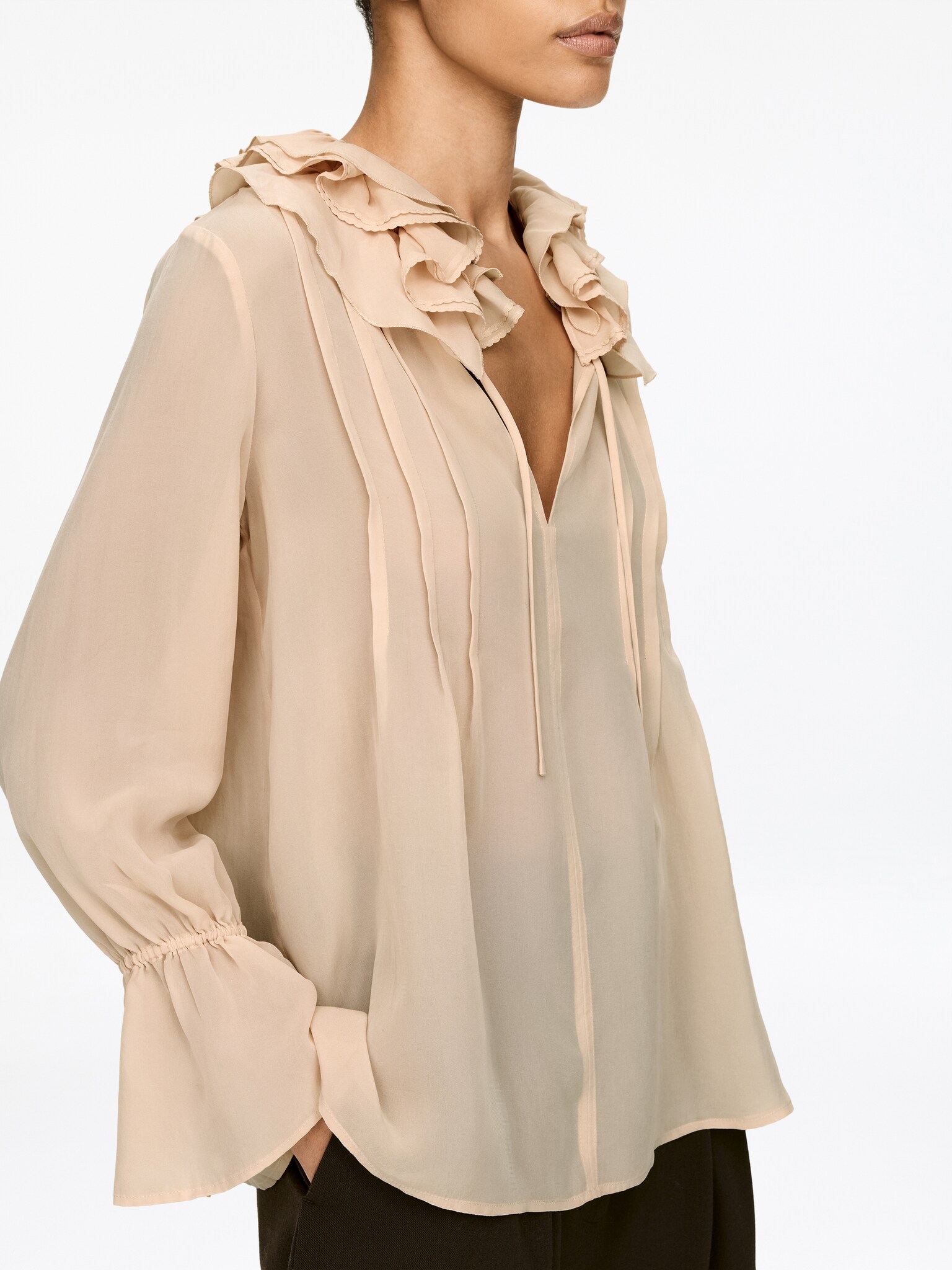 Frill-Collar Blouse - Beige/Black - 4