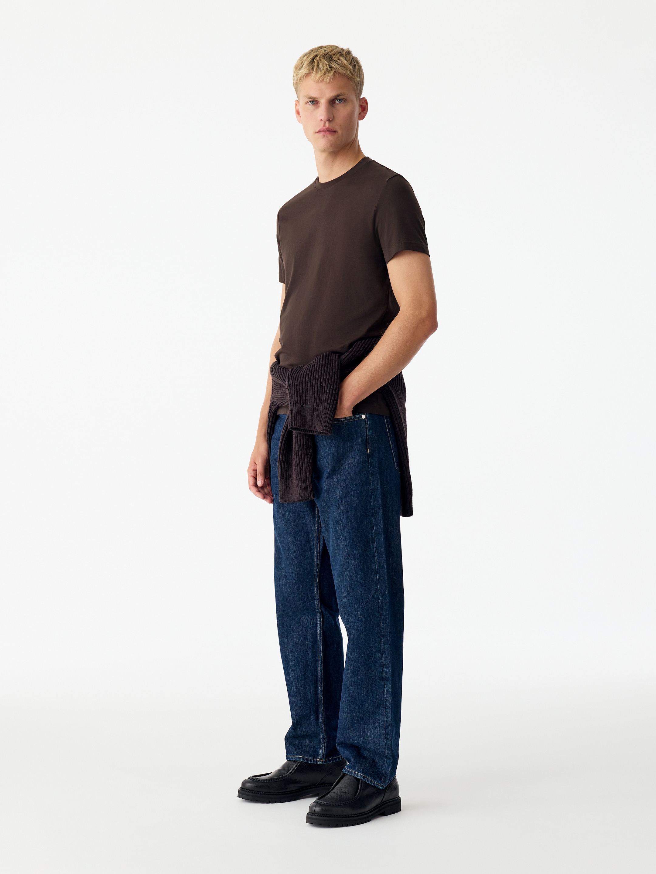 170 GSM Regular T-Shirt - Mole - Regular fit - men - StillMedia/Lookbook - 2