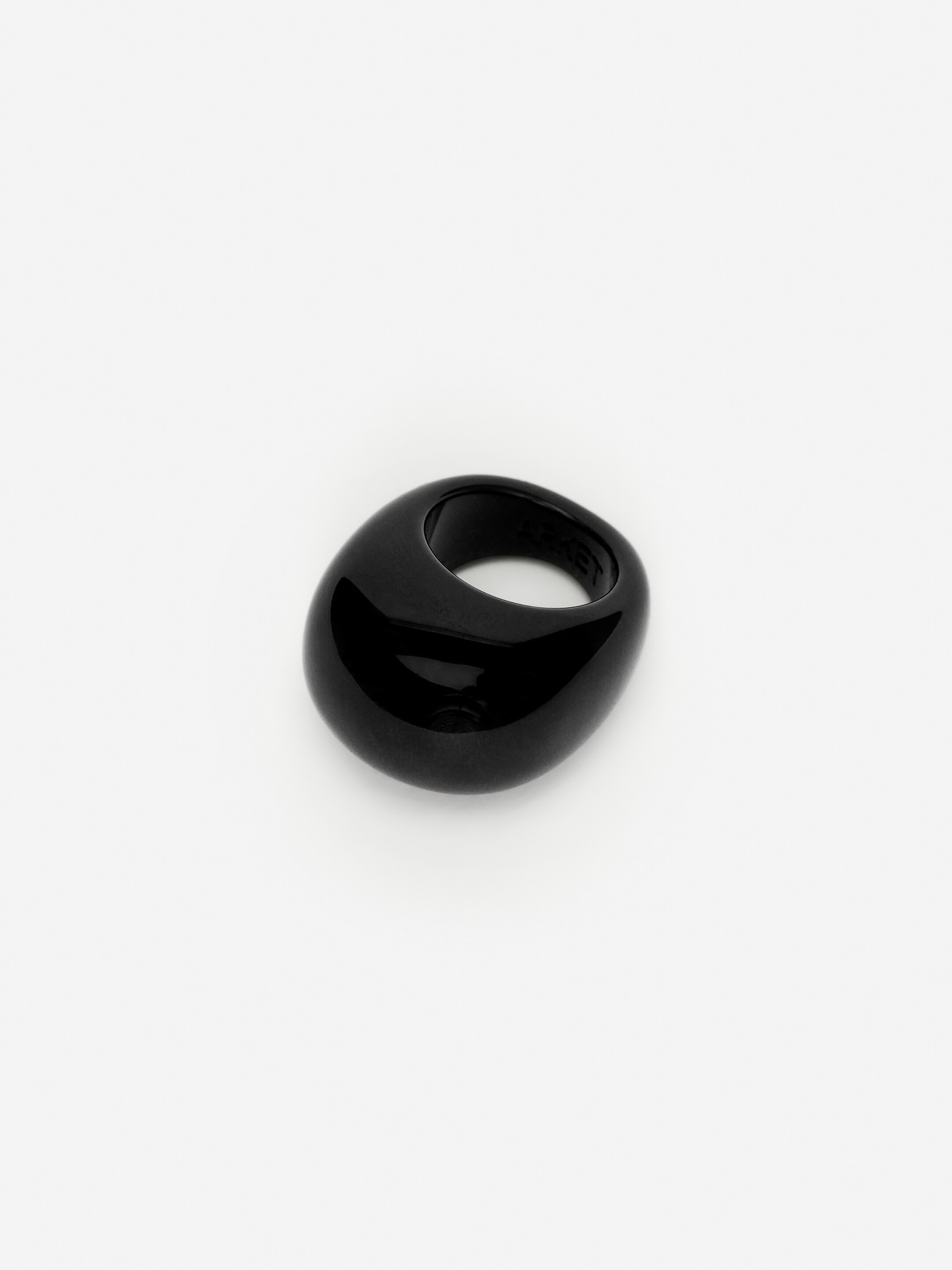 Chunky Ring aus Harz - Schwarz - Damen - StillMedia/DescriptiveStillLife - 1