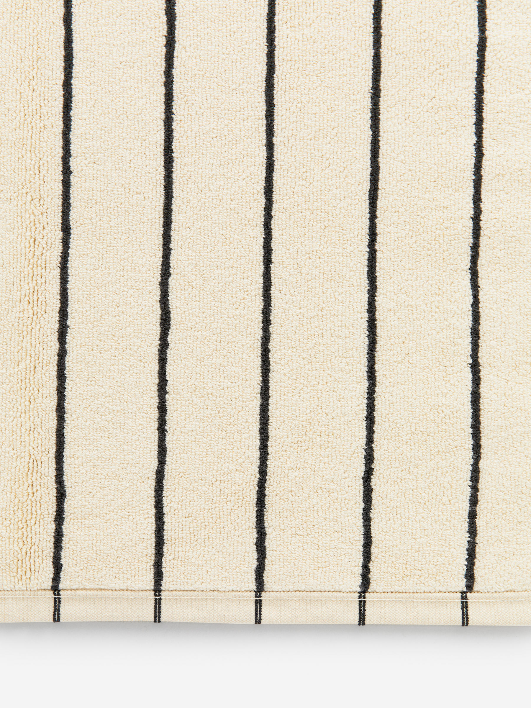 Badematte aus Baumwolle. - Cremeweiß/Schwarz - Homeware - StillMedia/DescriptiveDetail - 3