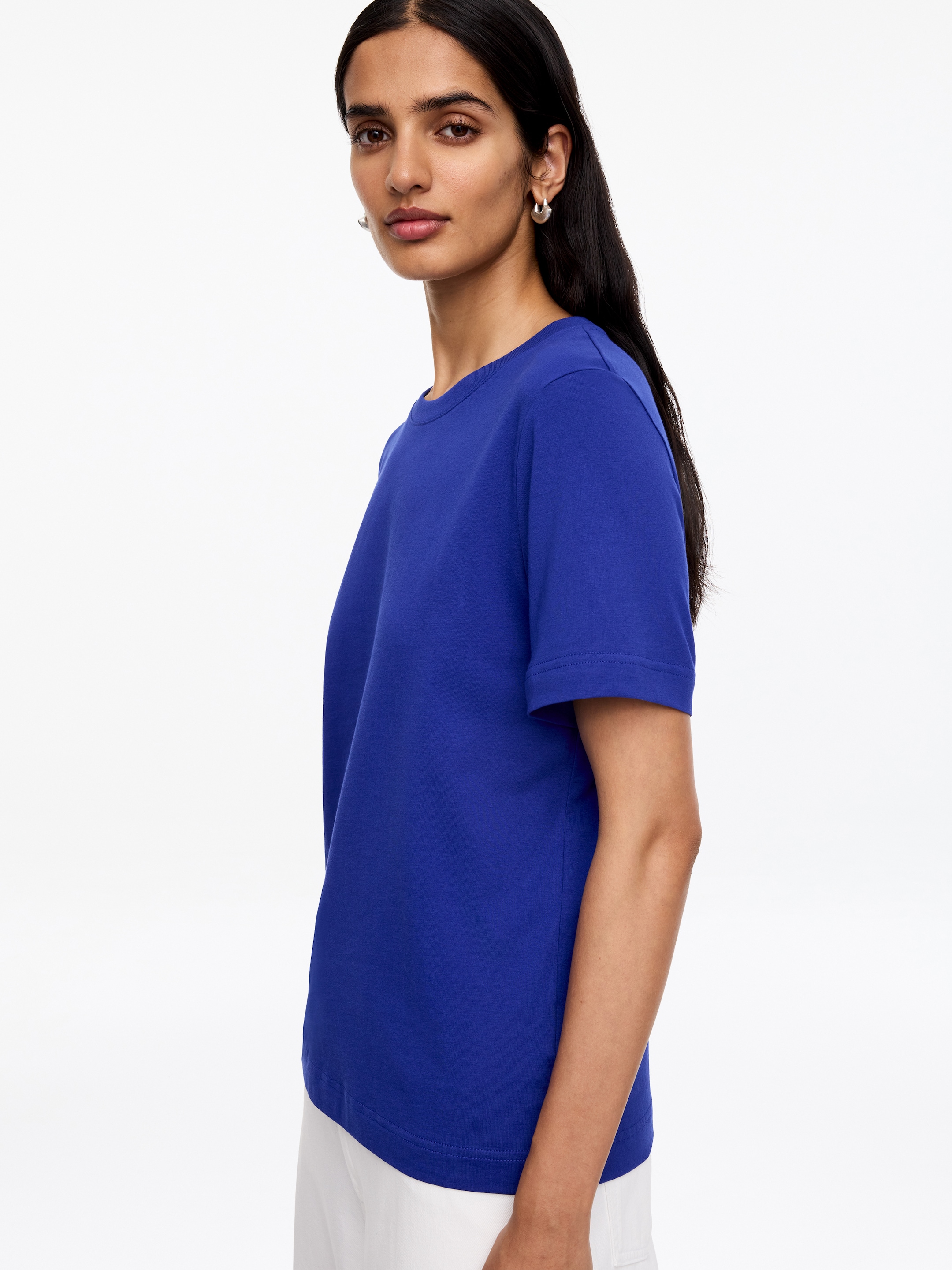 Signature Short-Sleeve T-Shirt - Bright Blue - Regular fit - Women - StillMedia/Lookbook - 2