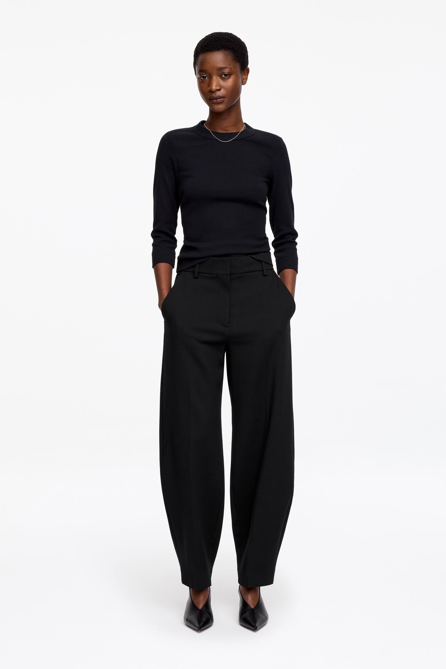 Bukser med tøndeformede ben og lynlås - Sort - 1