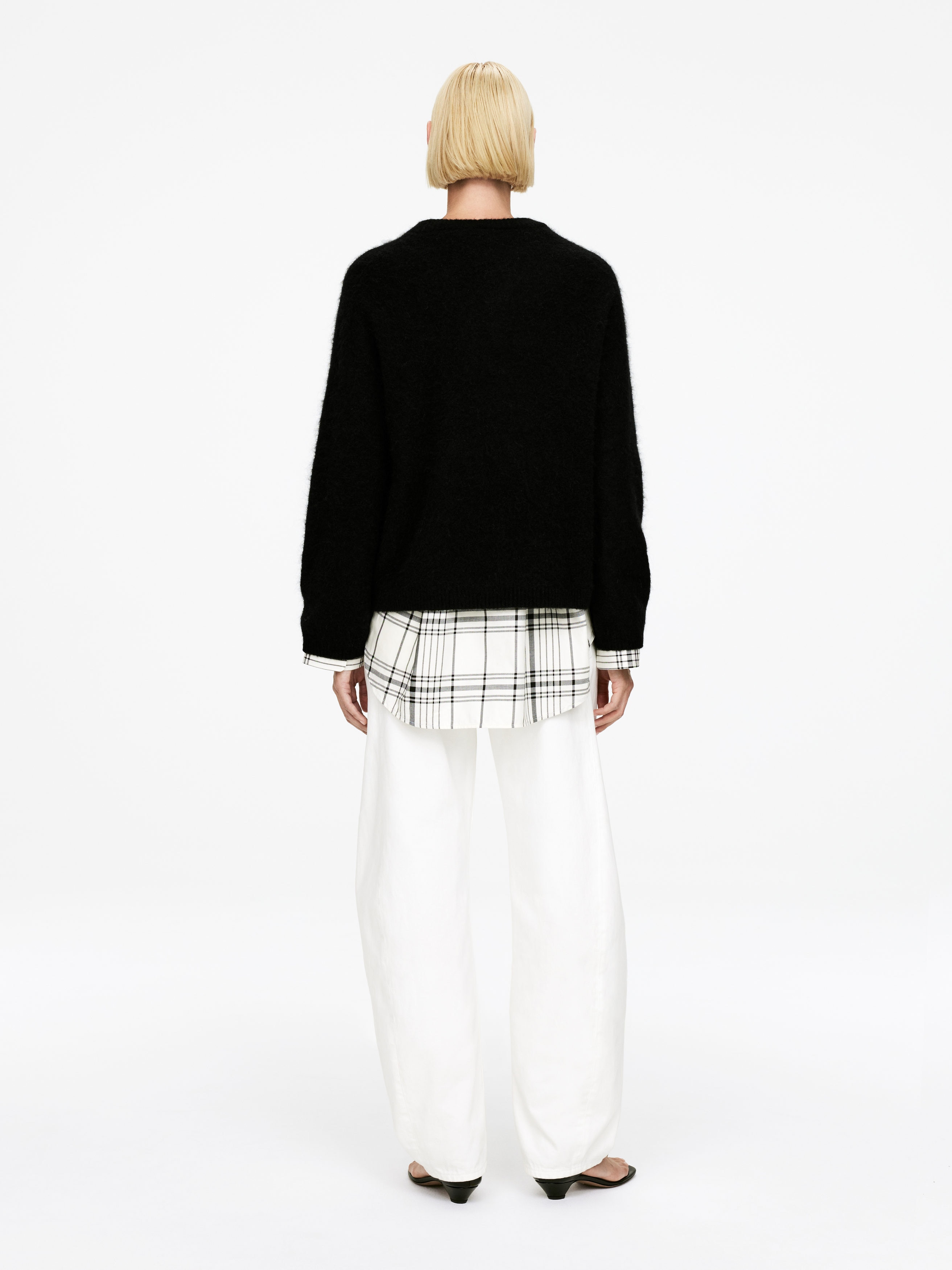 Alpaca-Wool Blend Jumper - Black - Oversized - Women - StillMedia/Lookbook - 13