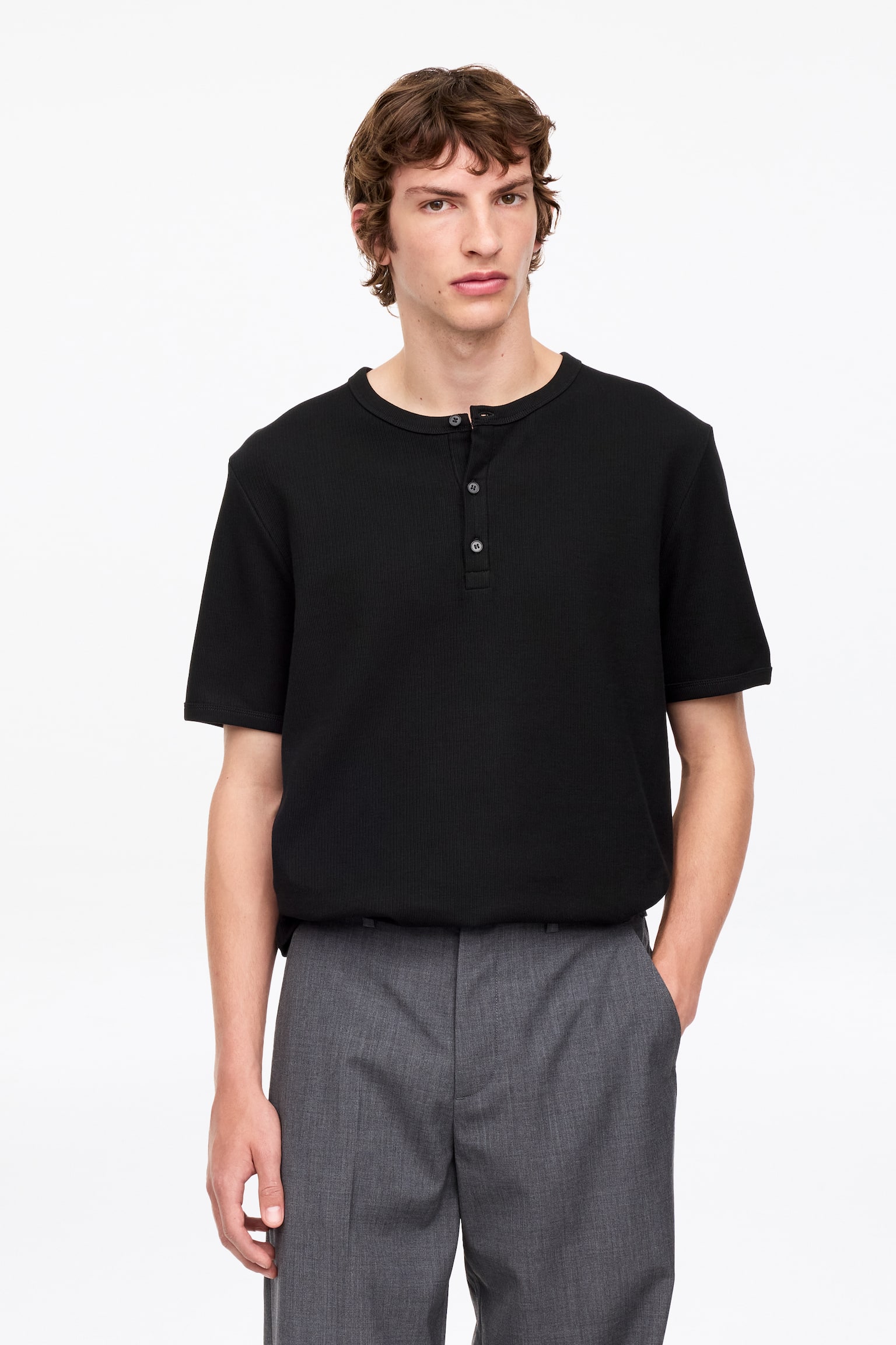 Henley-Shirt mit kurzen Ärmeln - Schwarz/Cremeweiß - 1