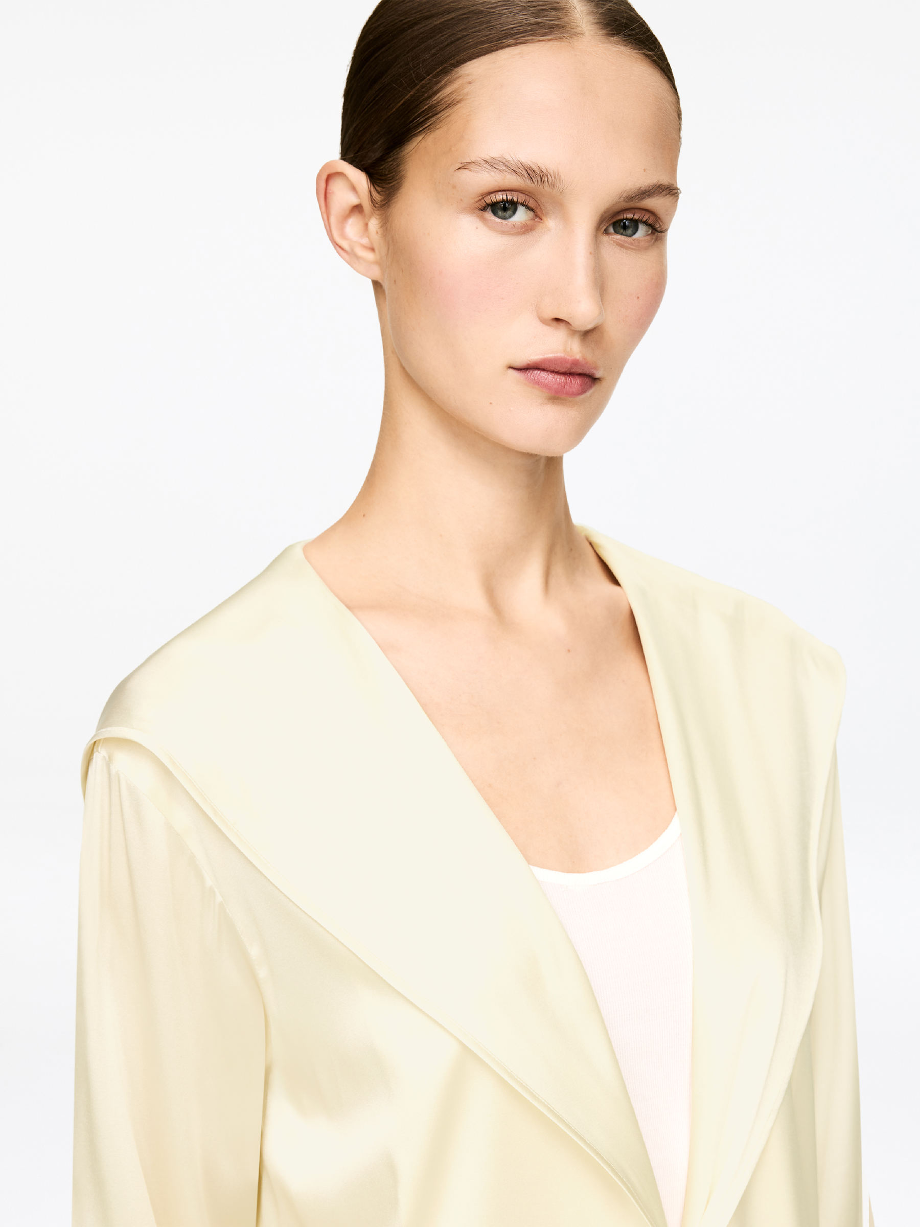 Stretchig morgonrock i siden - Off-white - Regular fit - Women - StillMedia/Lookbook - 3