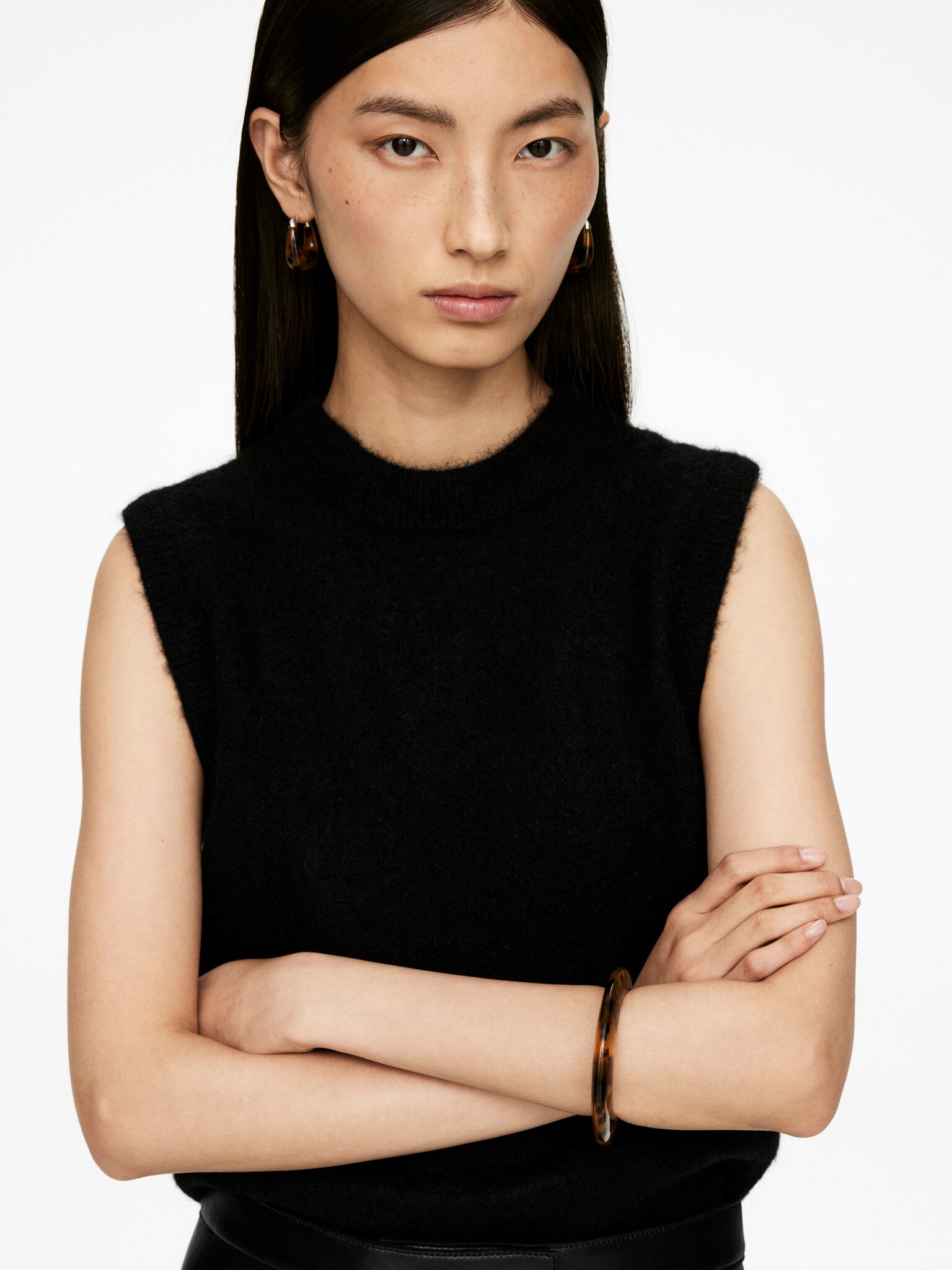 Alpaca-Wool Blend Vest - Black - 5