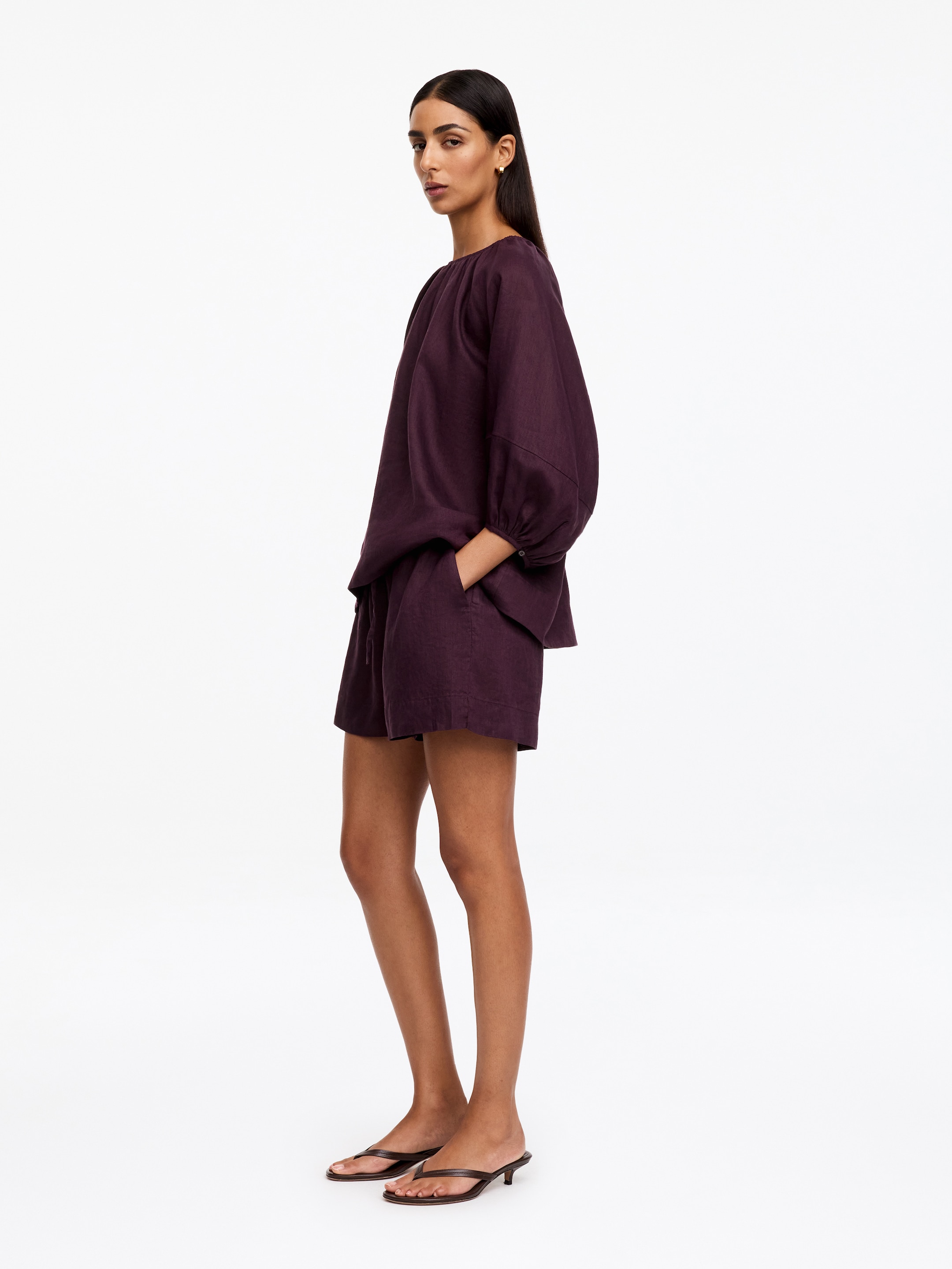 Drawstring Linen Shorts - Dark Purple - Oversized - Women - StillMedia/Lookbook - 3