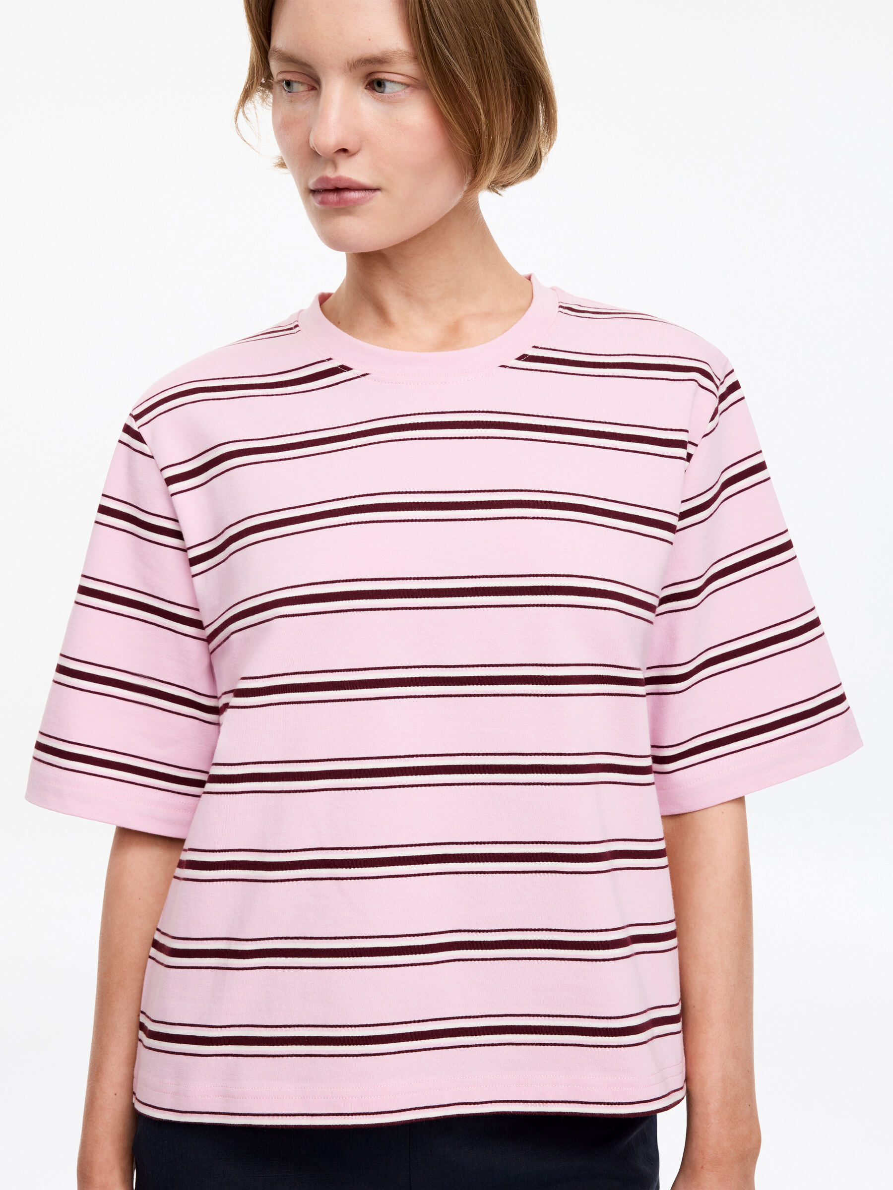 Signature boxy t-shirt - Rosa/randig - Relaxed fit - Women - StillMedia/Lookbook - 3