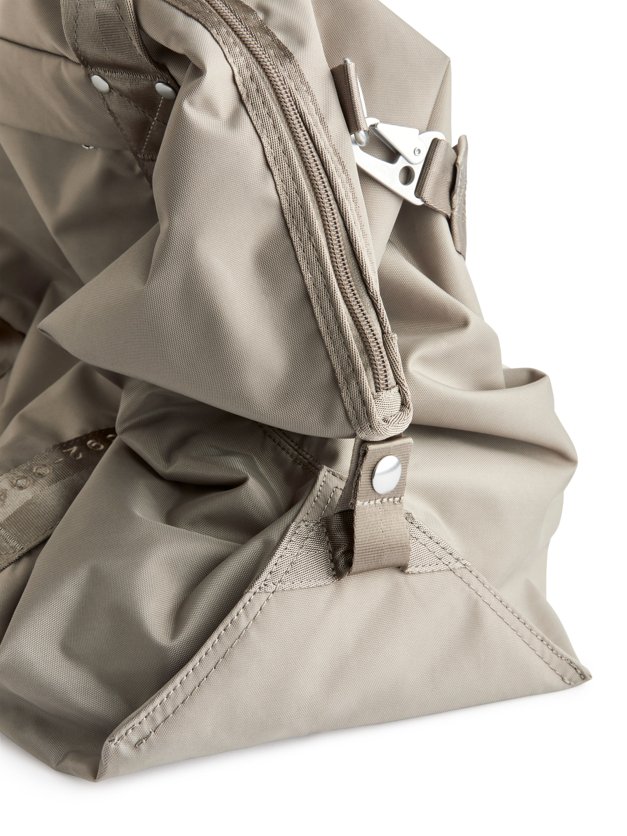 48-Hour Tote - Beige - Travel - StillMedia/DescriptiveDetail - 3