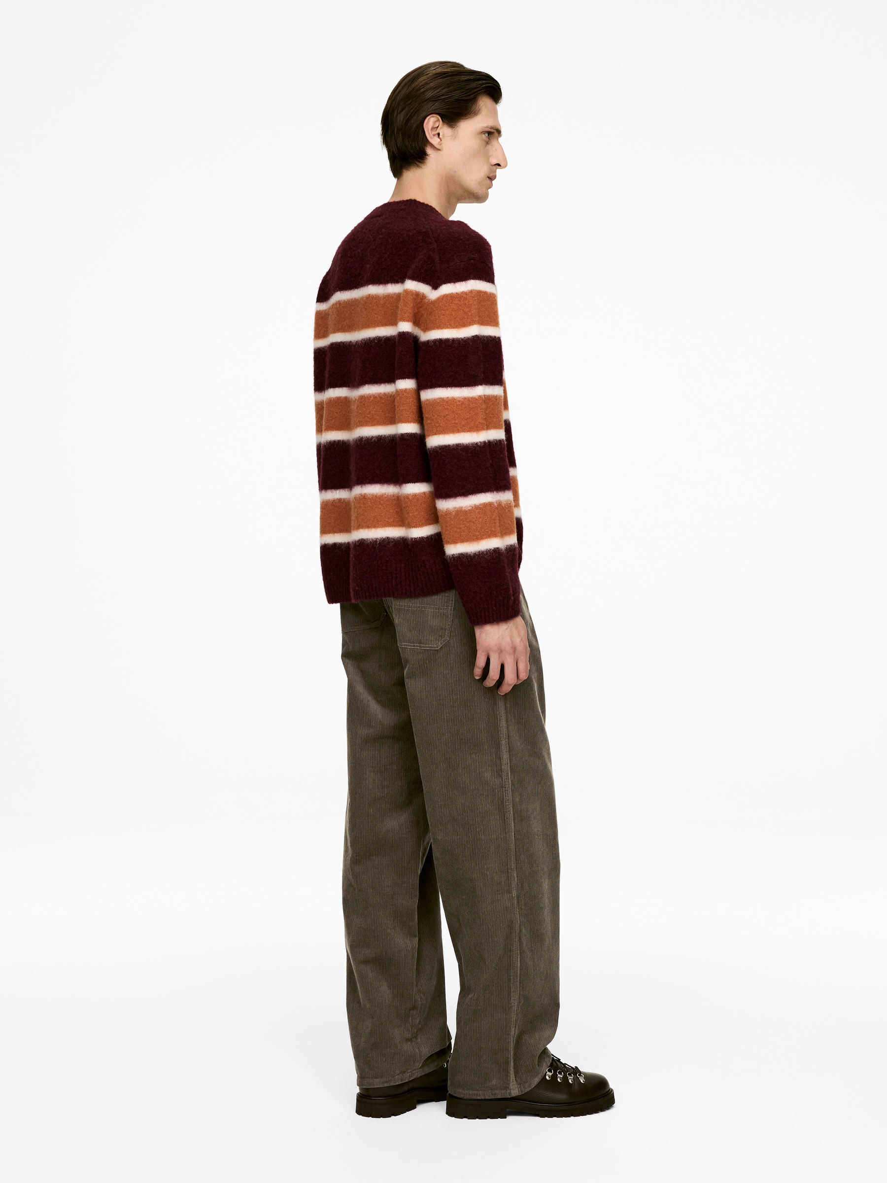 Relaxed Corduroy Trousers - Dark Green - Relaxed fit - Men - StillMedia/Lookbook - 5