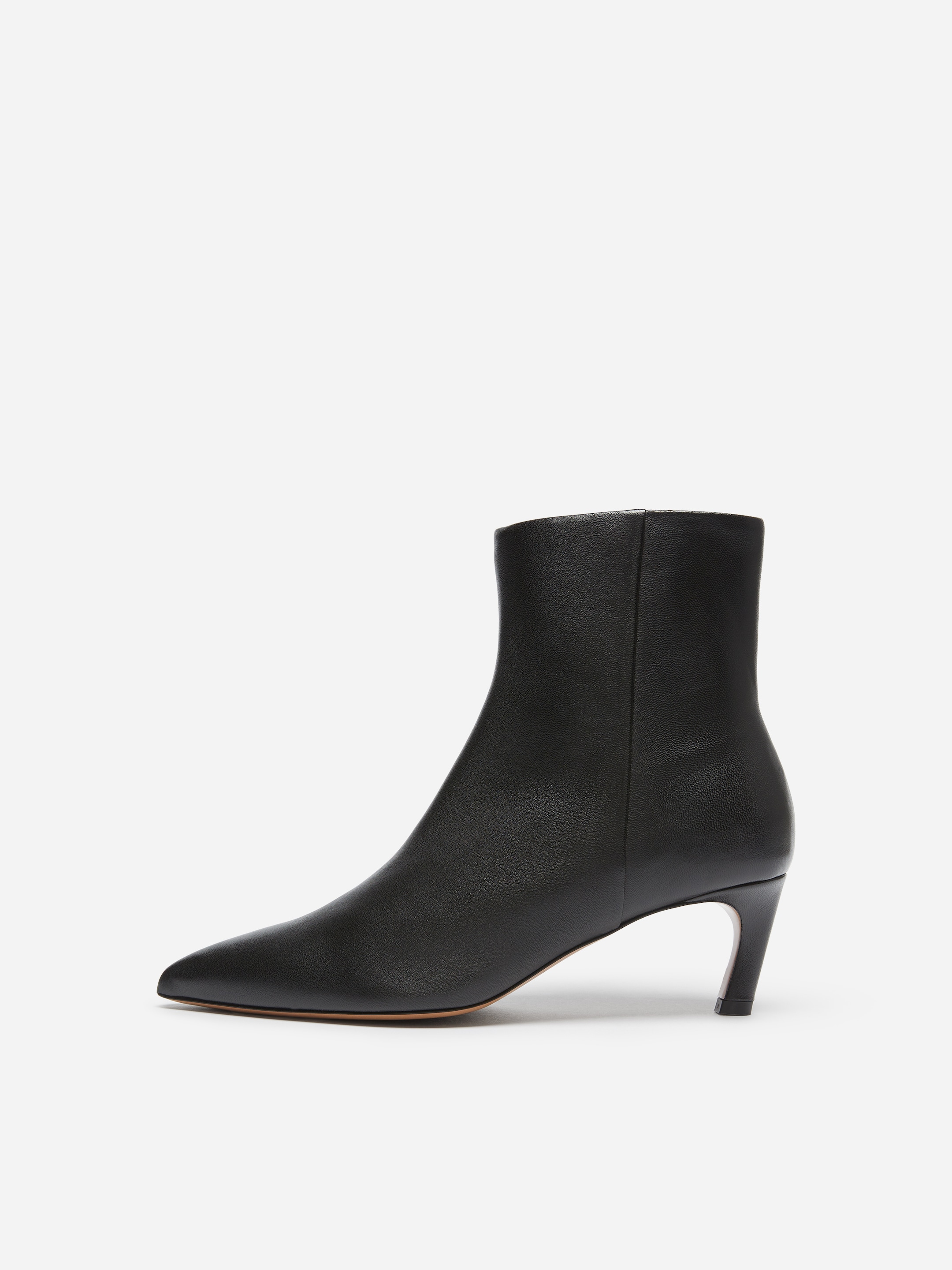Botines con puntera puntiaguda - Negro - women - StillMedia/DescriptiveStillLife - 2