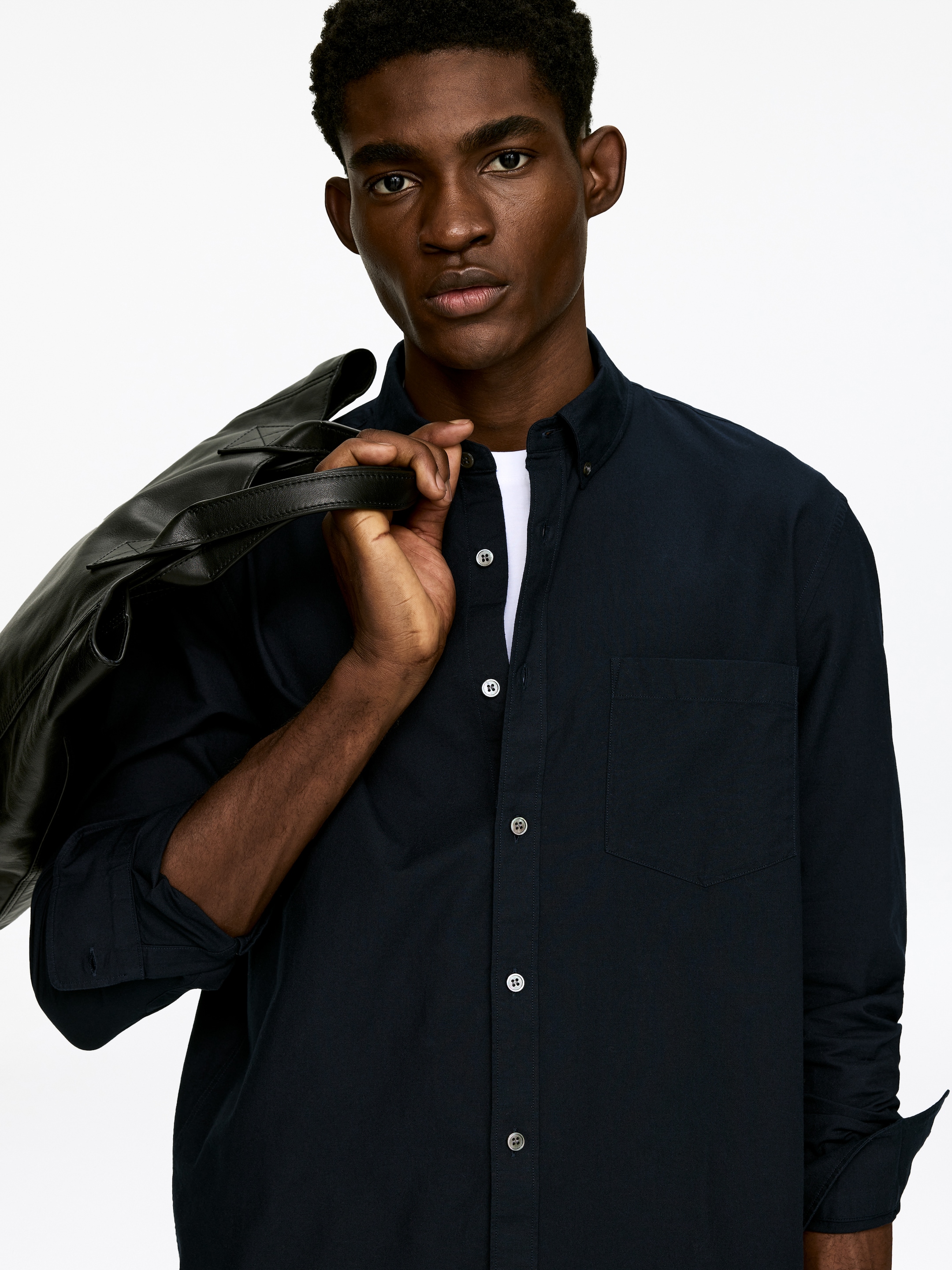 View larger image: Oxford Shirt - Dark Blue - Men | H&M GB 4